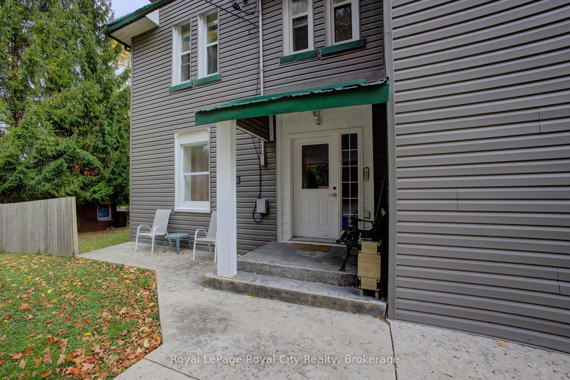 Photo 6 of 103 Patrick Street E, North Huron, Wingham — HOMEH