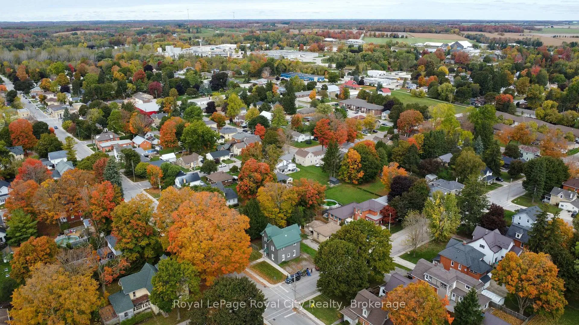 Photo 15 of 103 Patrick Street E, North Huron, Wingham — HOMEH