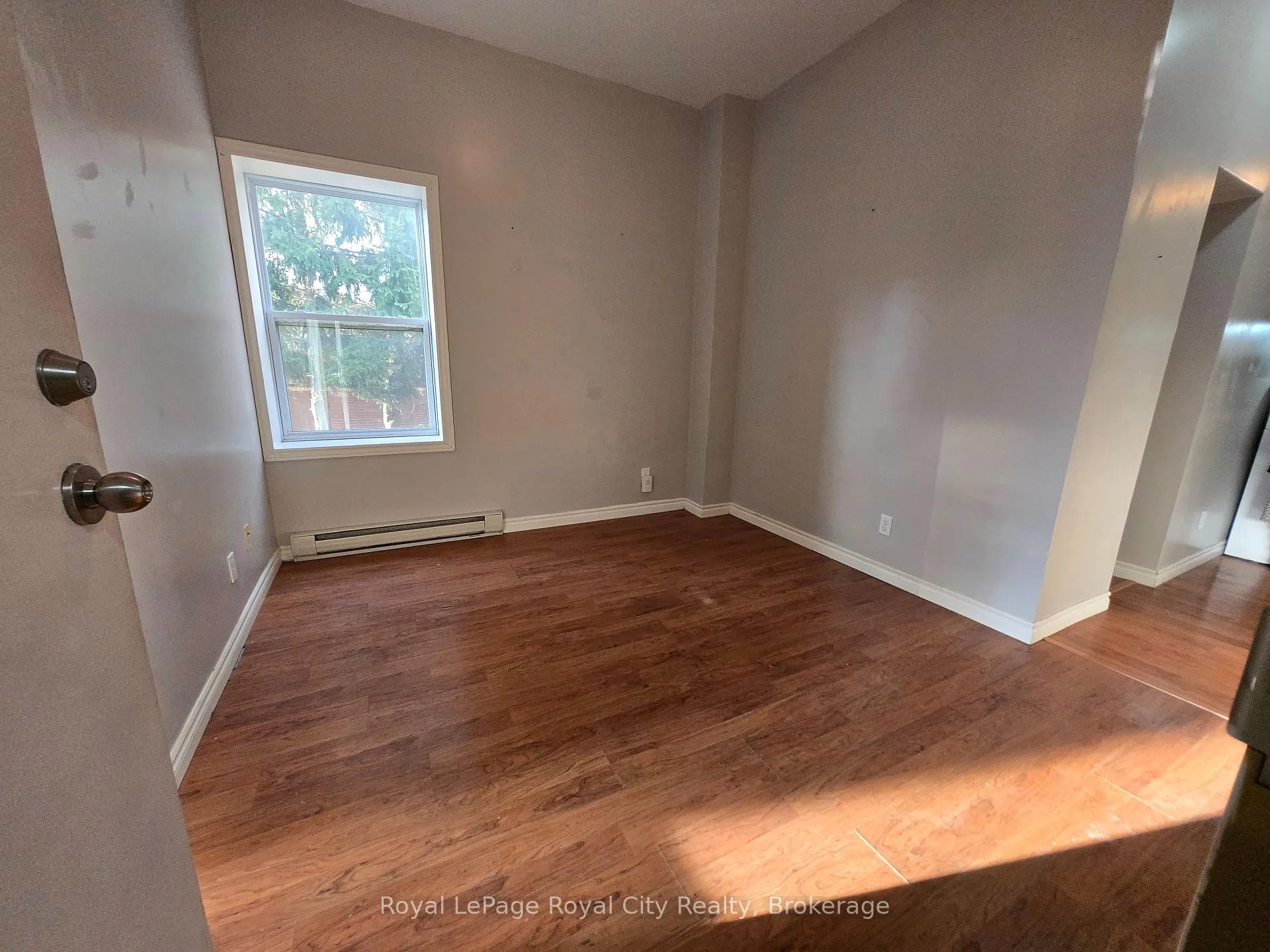 Photo 25 of 103 Patrick Street E, North Huron, Wingham — HOMEH