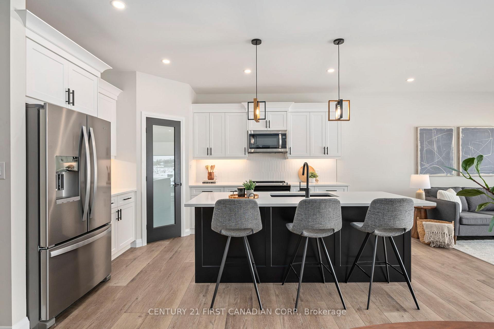 Photo 12 of Unit 6, 32 Postma Crescent, North Middlesex, Alisa Craig — HOMEH