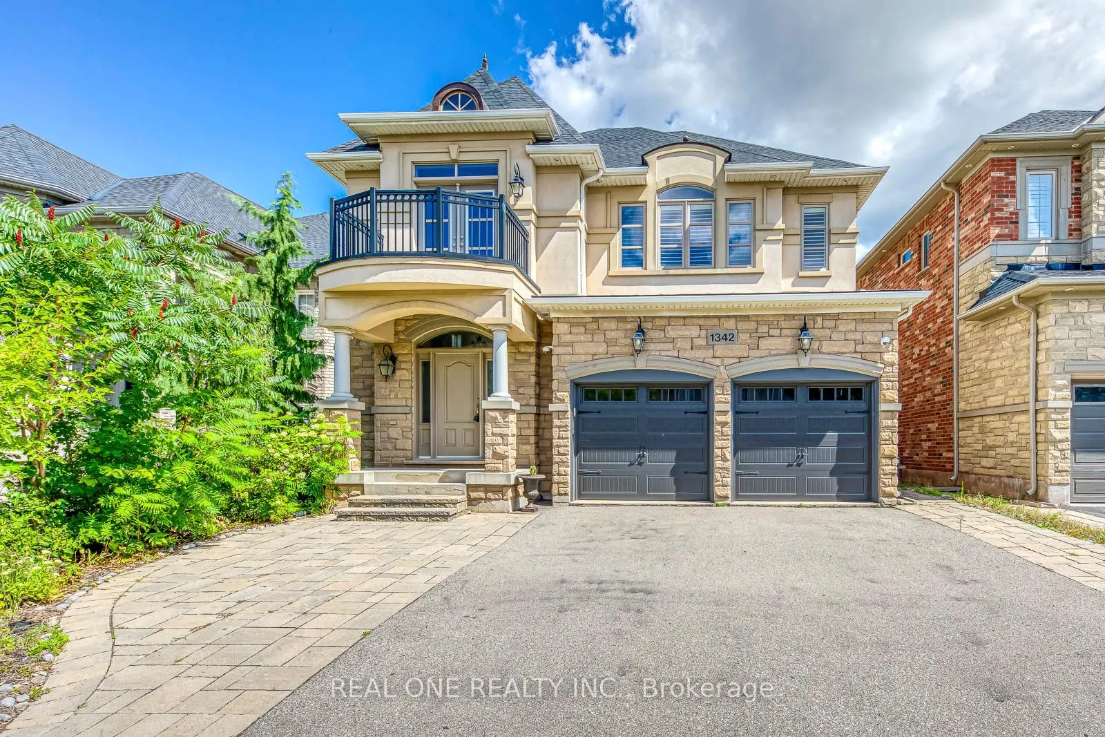 Photo 1 of 1342 Kestell Boulevard, Oakville, Joshua Creek — HOMEH