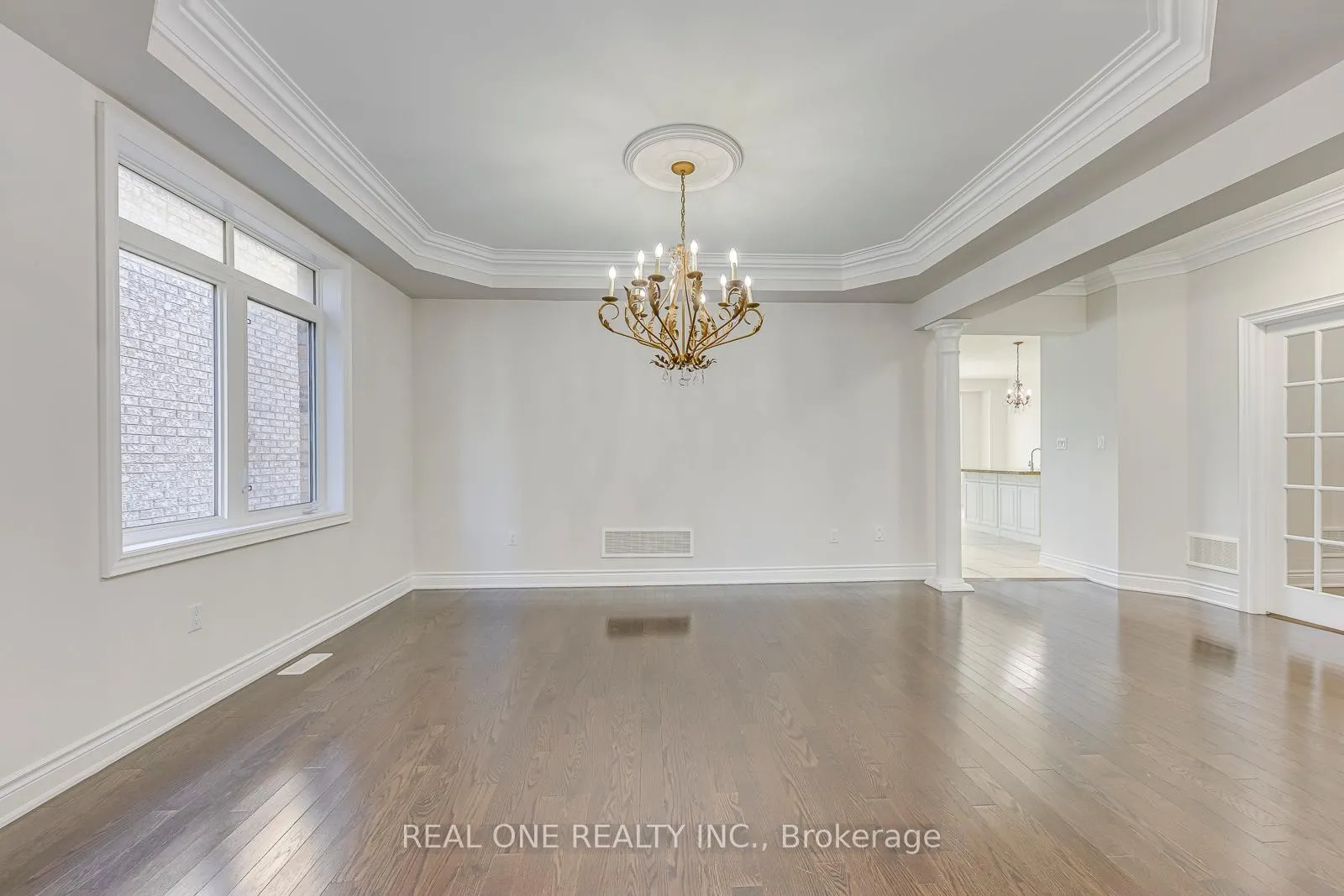 Photo 6 of 1342 Kestell Boulevard, Oakville, Joshua Creek — HOMEH