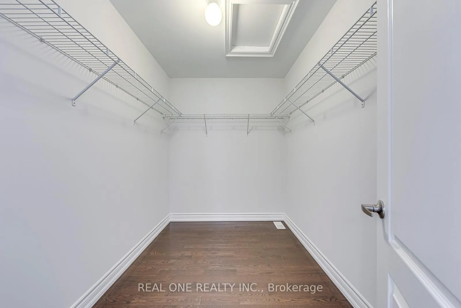 Photo 30 of 1342 Kestell Boulevard, Oakville, Joshua Creek — HOMEH