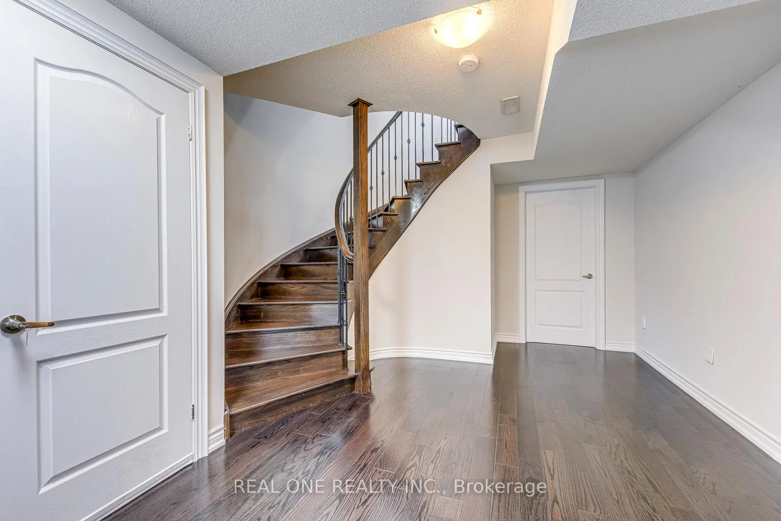Photo 38 of 1342 Kestell Boulevard, Oakville, Joshua Creek — HOMEH