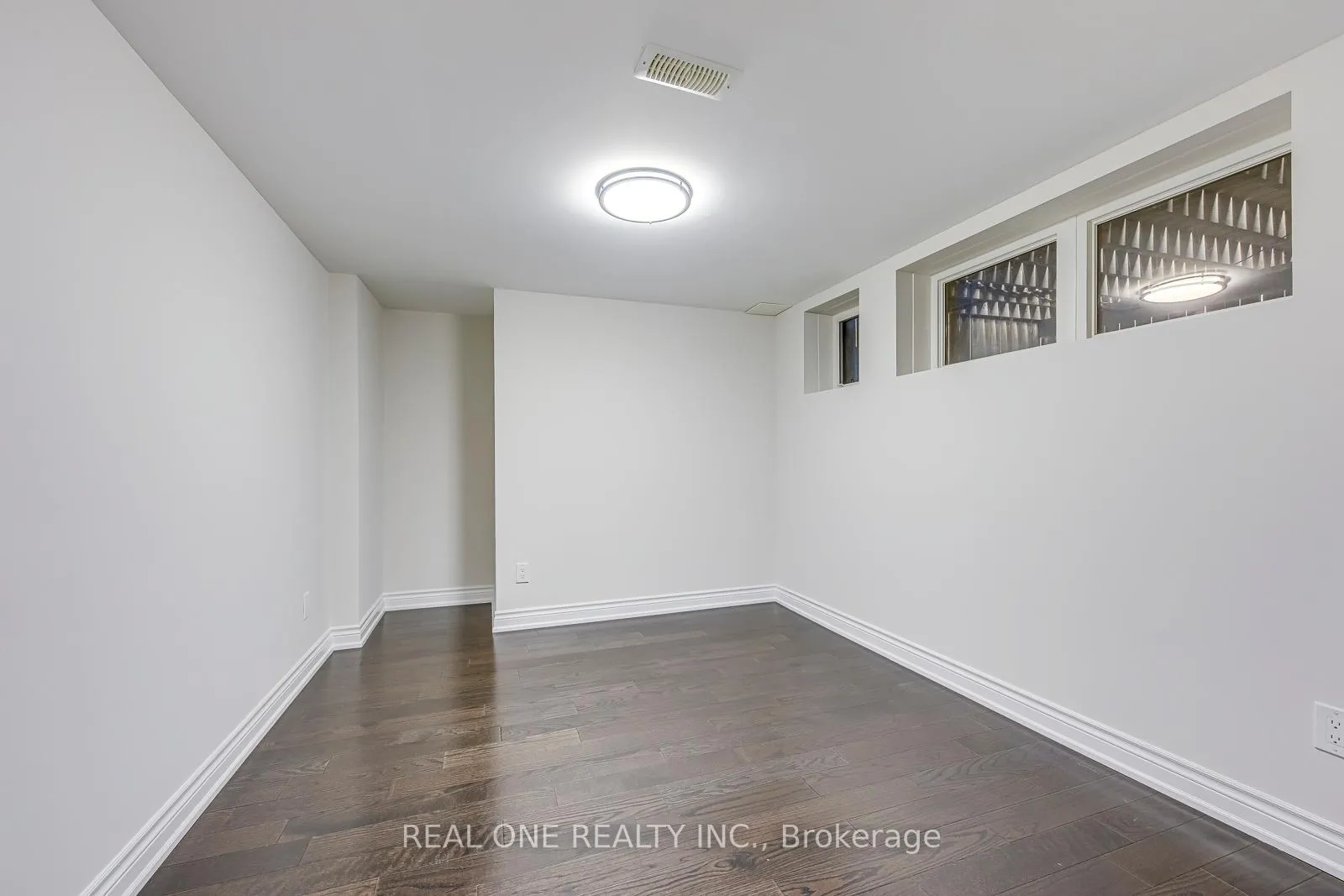 Photo 43 of 1342 Kestell Boulevard, Oakville, Joshua Creek — HOMEH