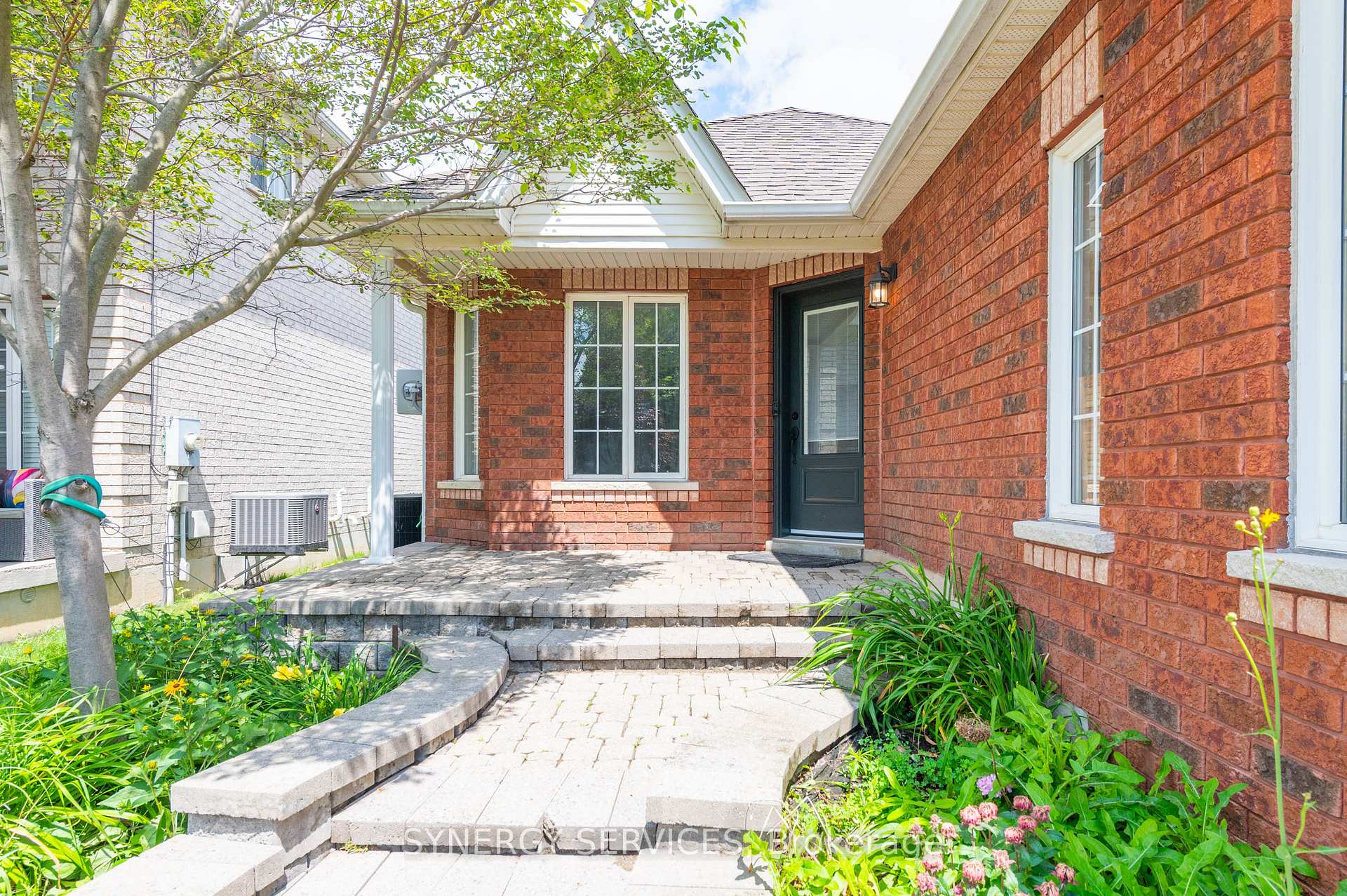 Photo 5 of 14 Preston Avenue, New Tecumseth, Alliston — HOMEH