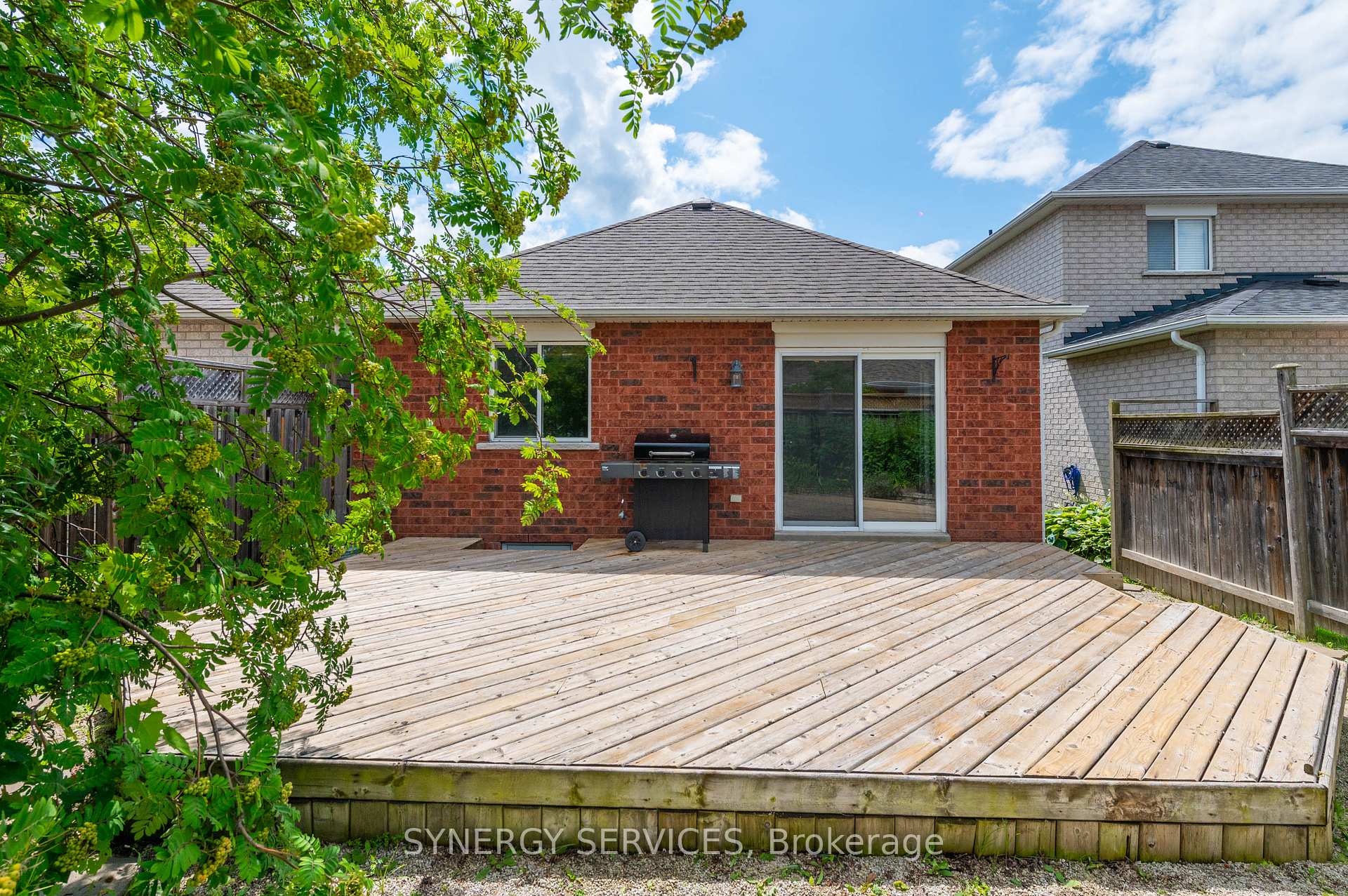 Photo 9 of 14 Preston Avenue, New Tecumseth, Alliston — HOMEH
