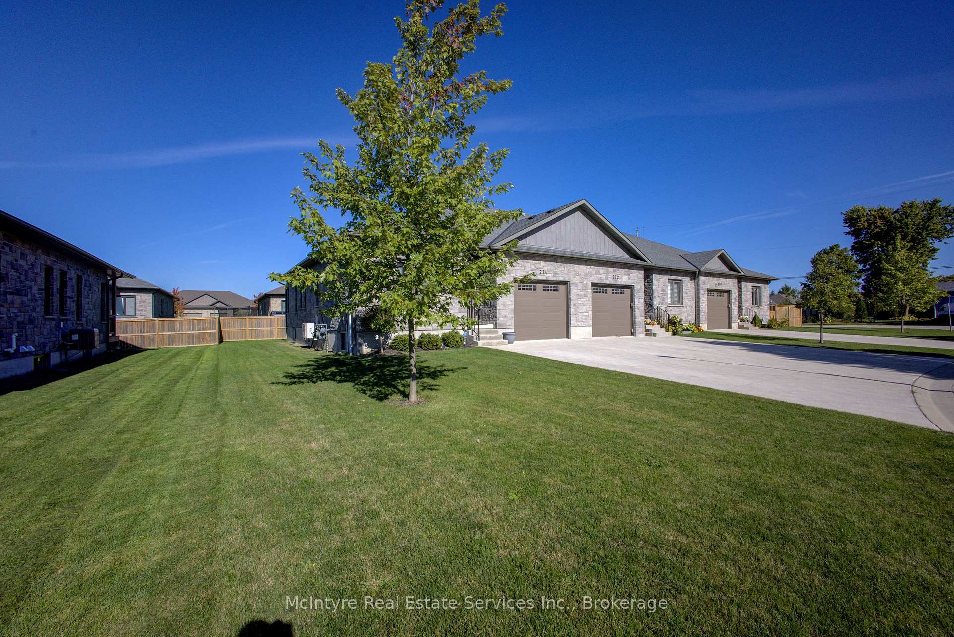 Photo 3 of 274 Mccourt Place, North Perth, Elma — HOMEH