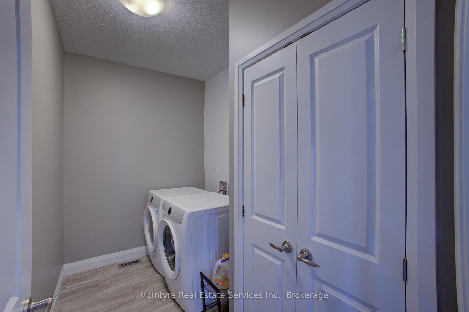 Photo 10 of 274 Mccourt Place, North Perth, Elma — HOMEH