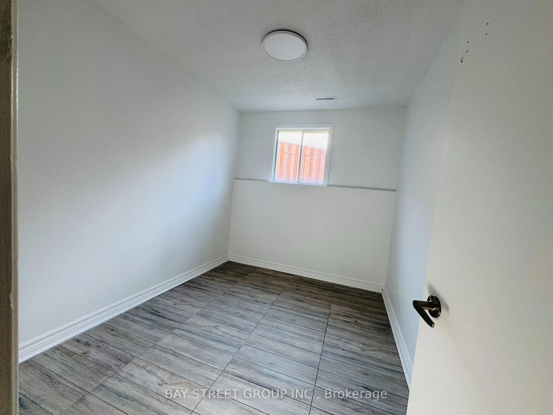 Photo 9 of Unit 2, 1448 Outlet Drive, Oshawa, Lakeview — HOMEH