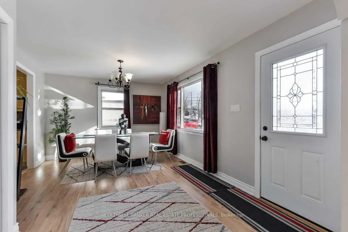 Photo 4 of 995 Gorham Street, Newmarket, Gorham-College Manor — HOMEH