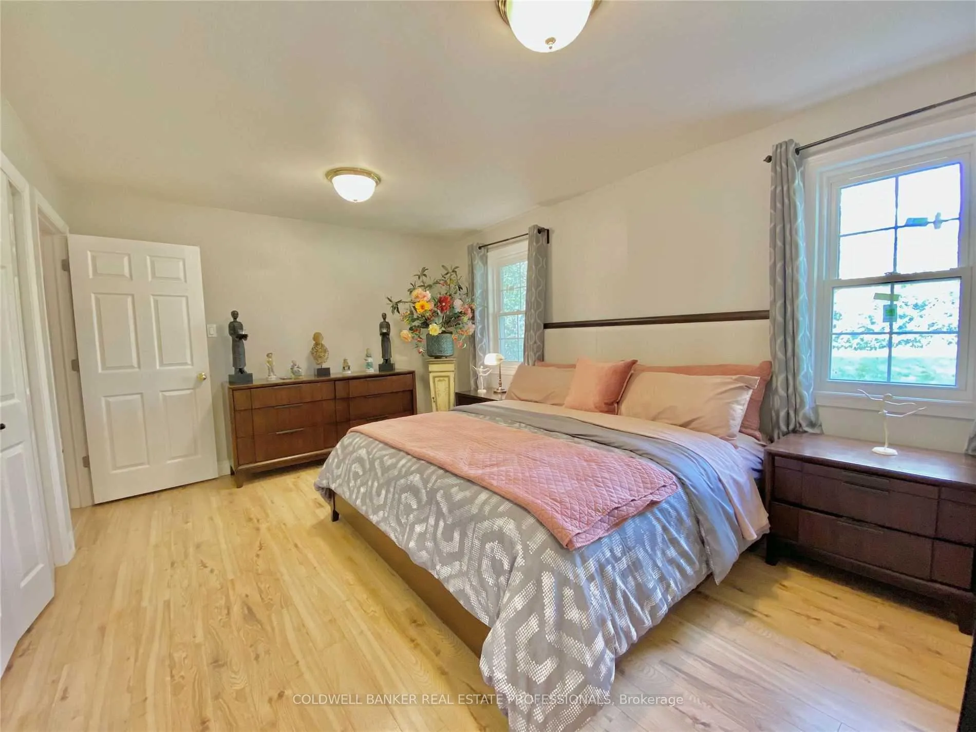 Photo 9 of 995 Gorham Street, Newmarket, Gorham-College Manor — HOMEH