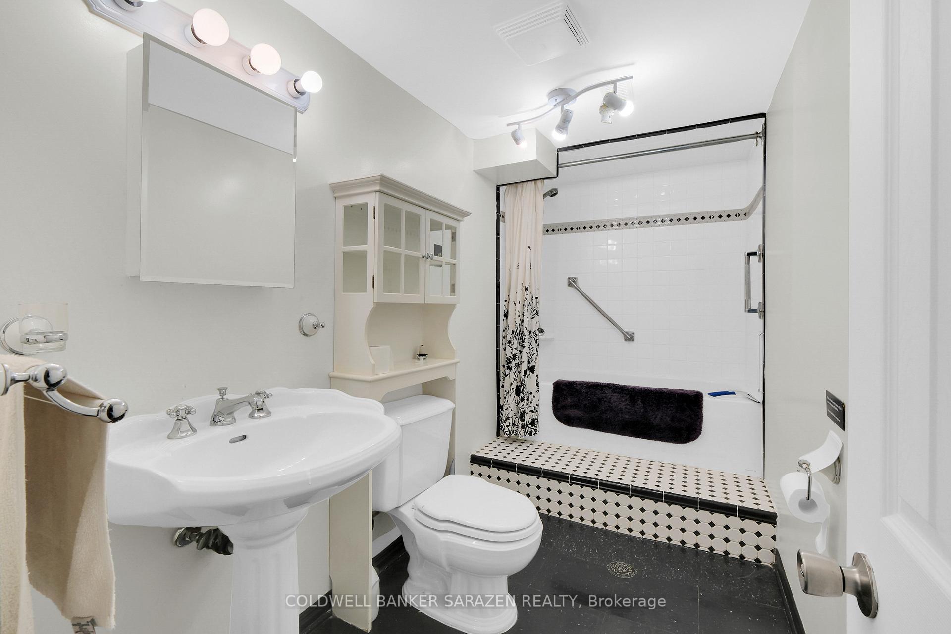Photo 29 of 2175 Regency Terrace, Ottawa, Parkway Park — HOMEH