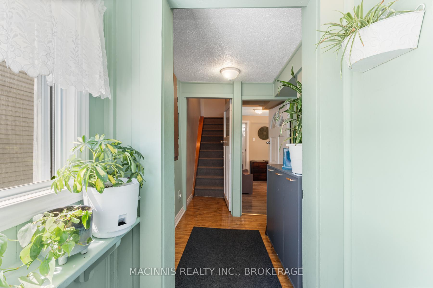 Photo 15 of 18 Orchard Street, Kingston, East of Sir John A. Blvd — HOMEH