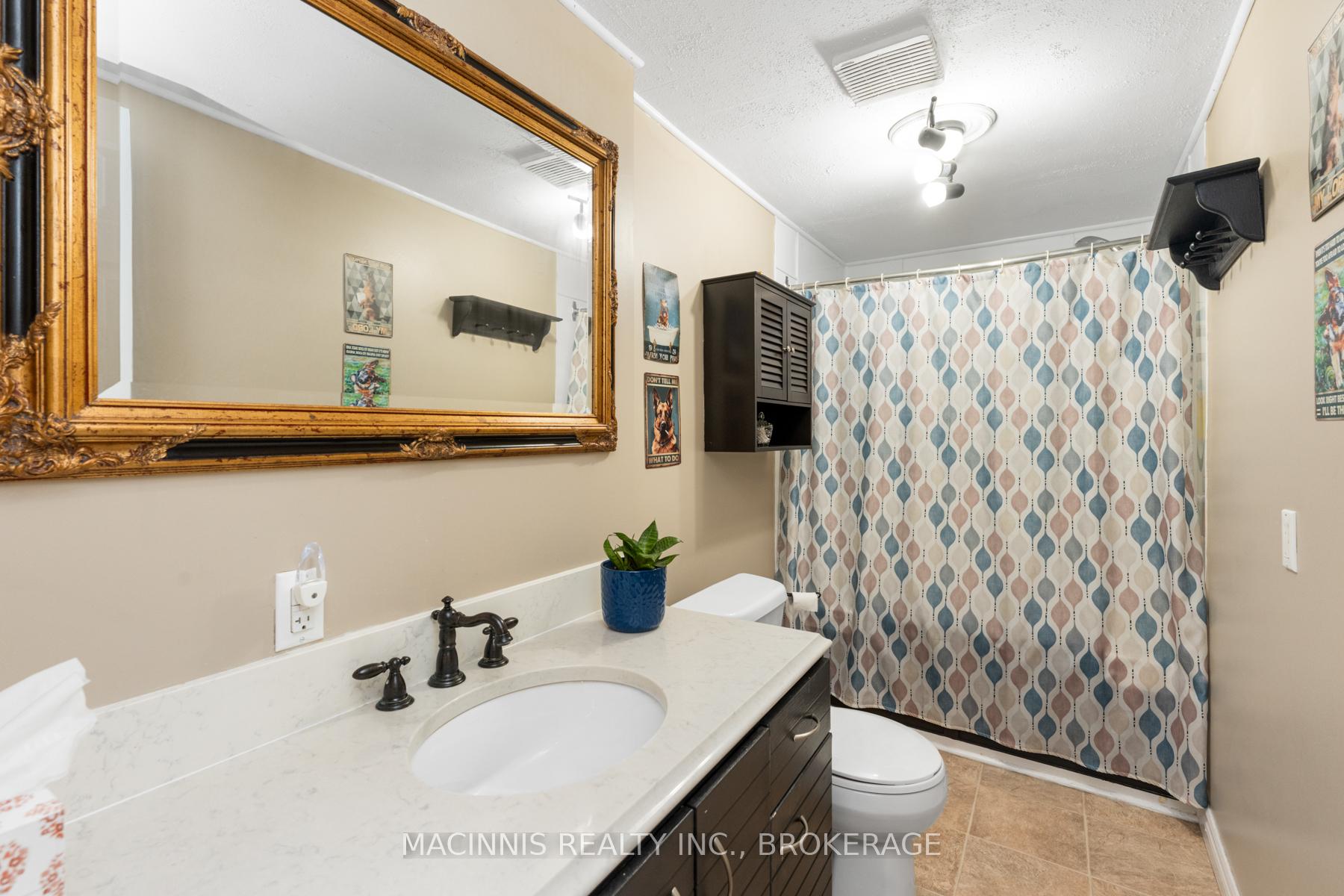 Photo 32 of 18 Orchard Street, Kingston, East of Sir John A. Blvd — HOMEH