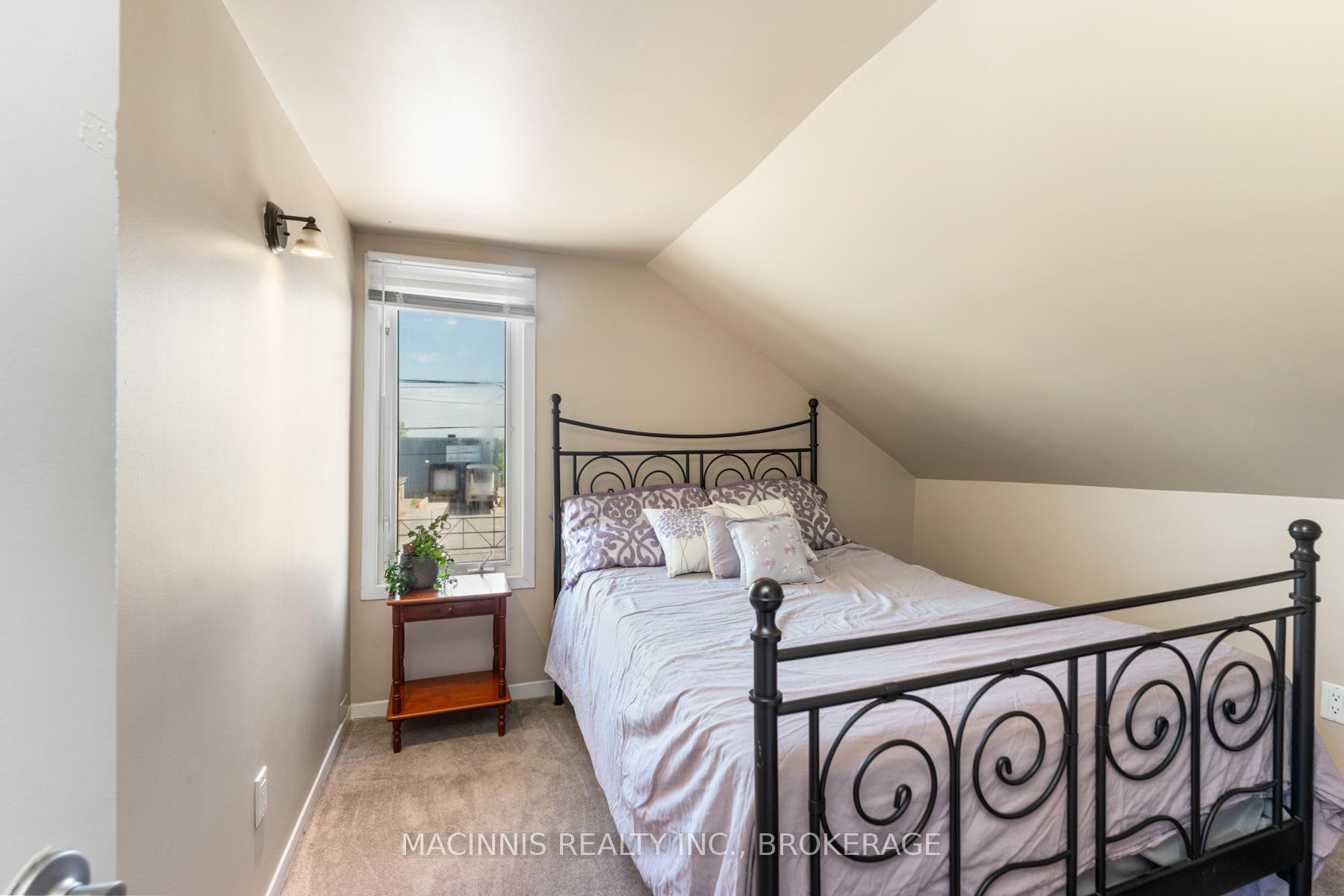 Photo 35 of 18 Orchard Street, Kingston, East of Sir John A. Blvd — HOMEH
