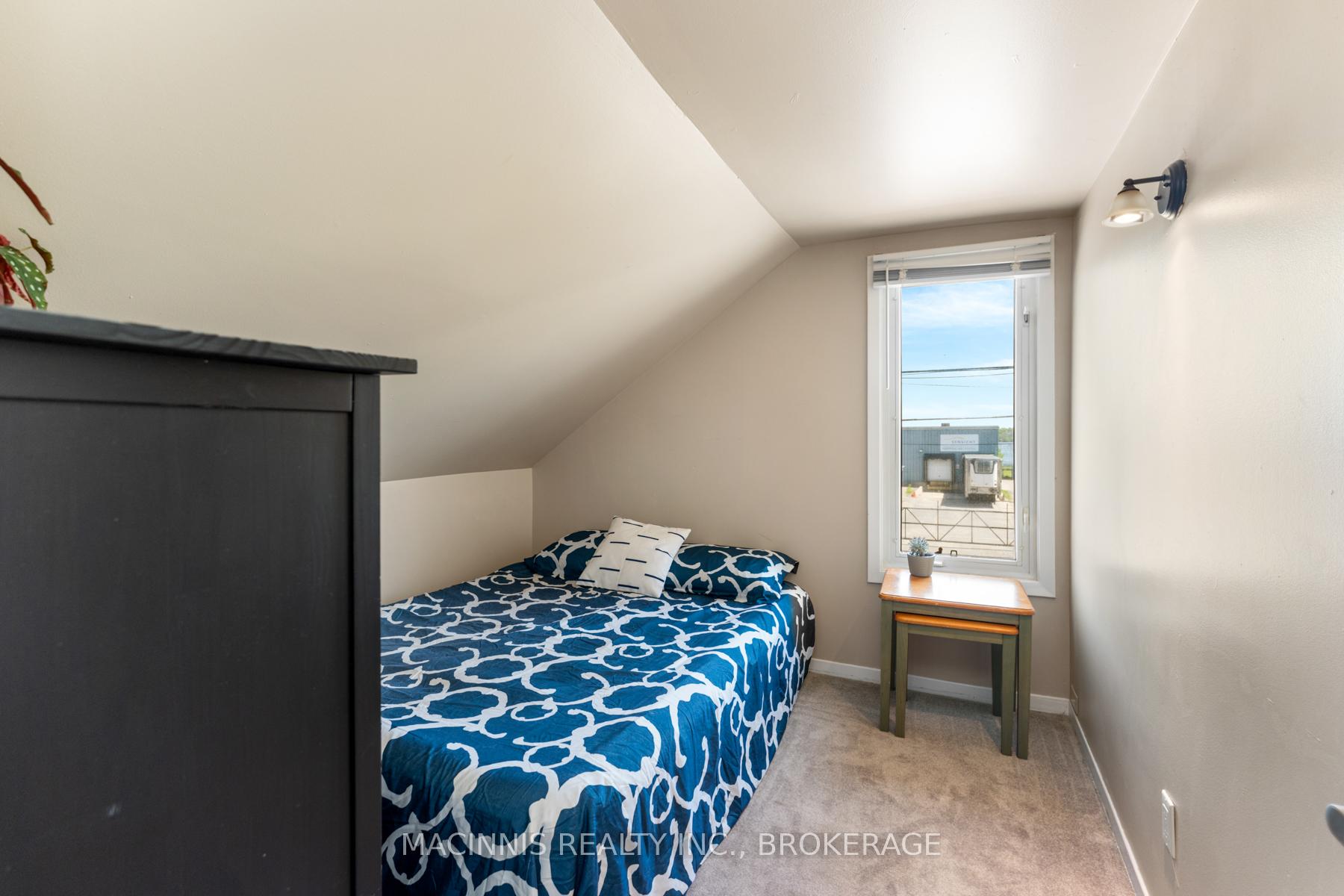 Photo 38 of 18 Orchard Street, Kingston, East of Sir John A. Blvd — HOMEH