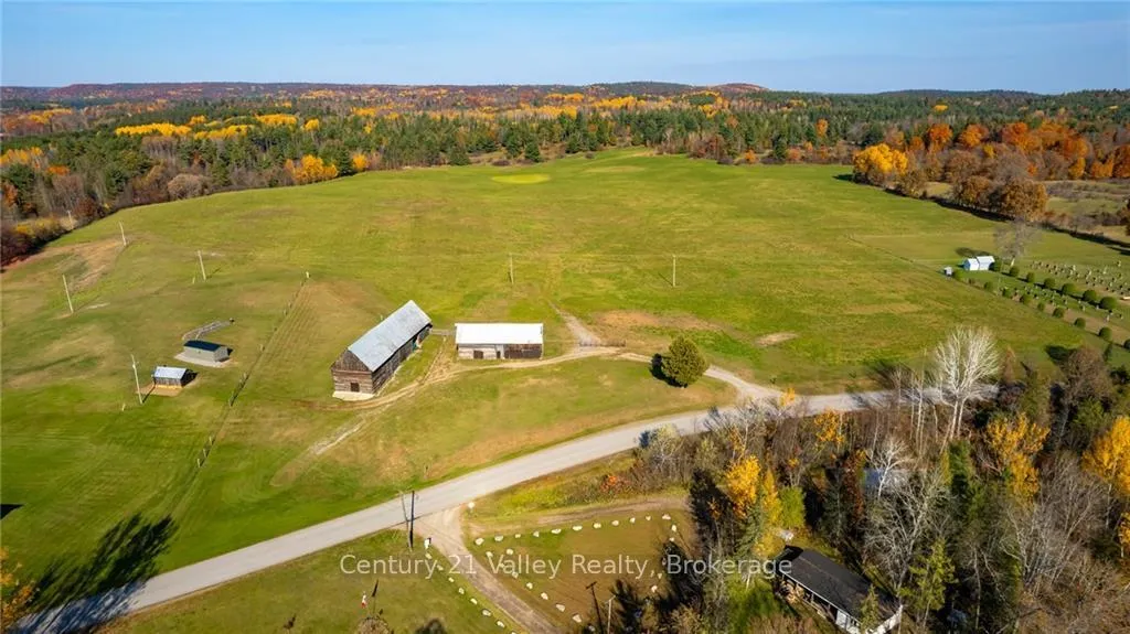 Photo 4 of 330 Island View Drive, North Algona Wilberforce, North Algona/Wilberforce Twp — HOMEH