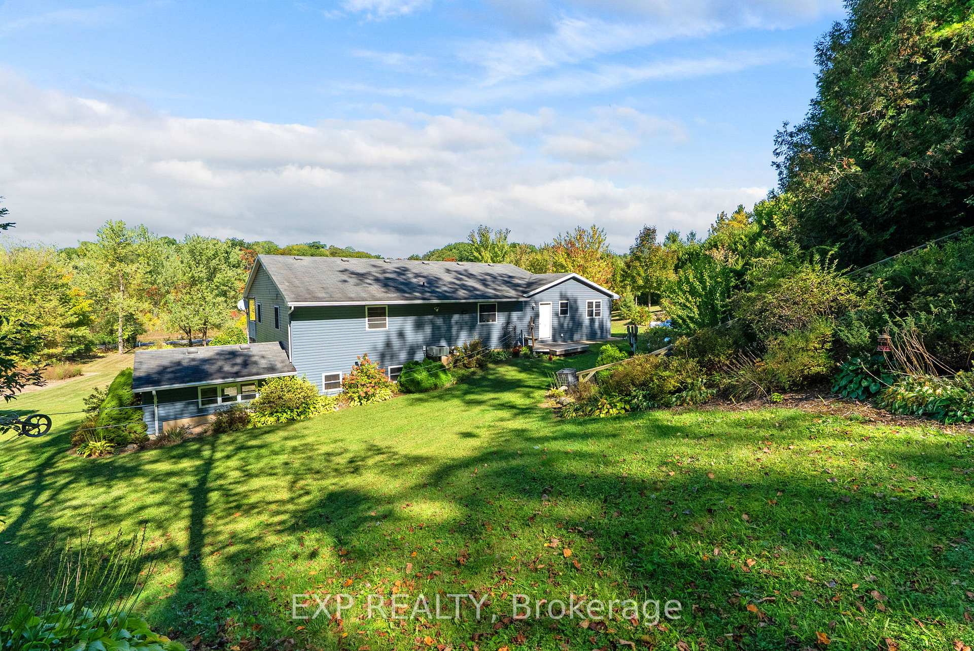 Photo 31 of 30680 Hungry Hollow Road, North Middlesex, Rural North Middlesex — HOMEH