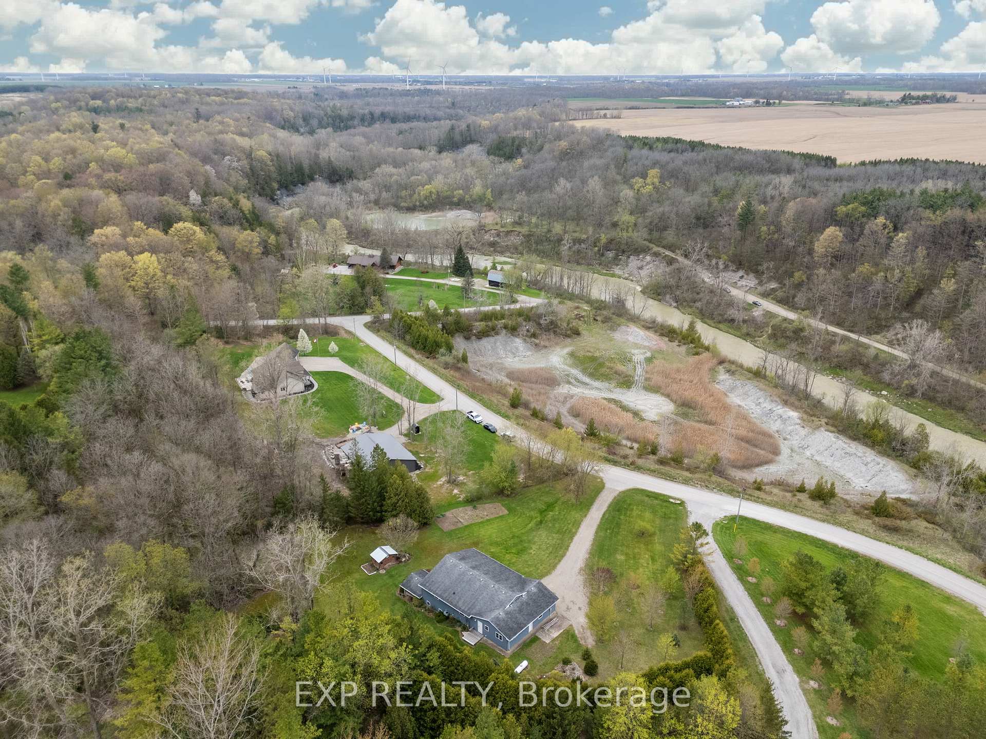 Photo 36 of 30680 Hungry Hollow Road, North Middlesex, Rural North Middlesex — HOMEH