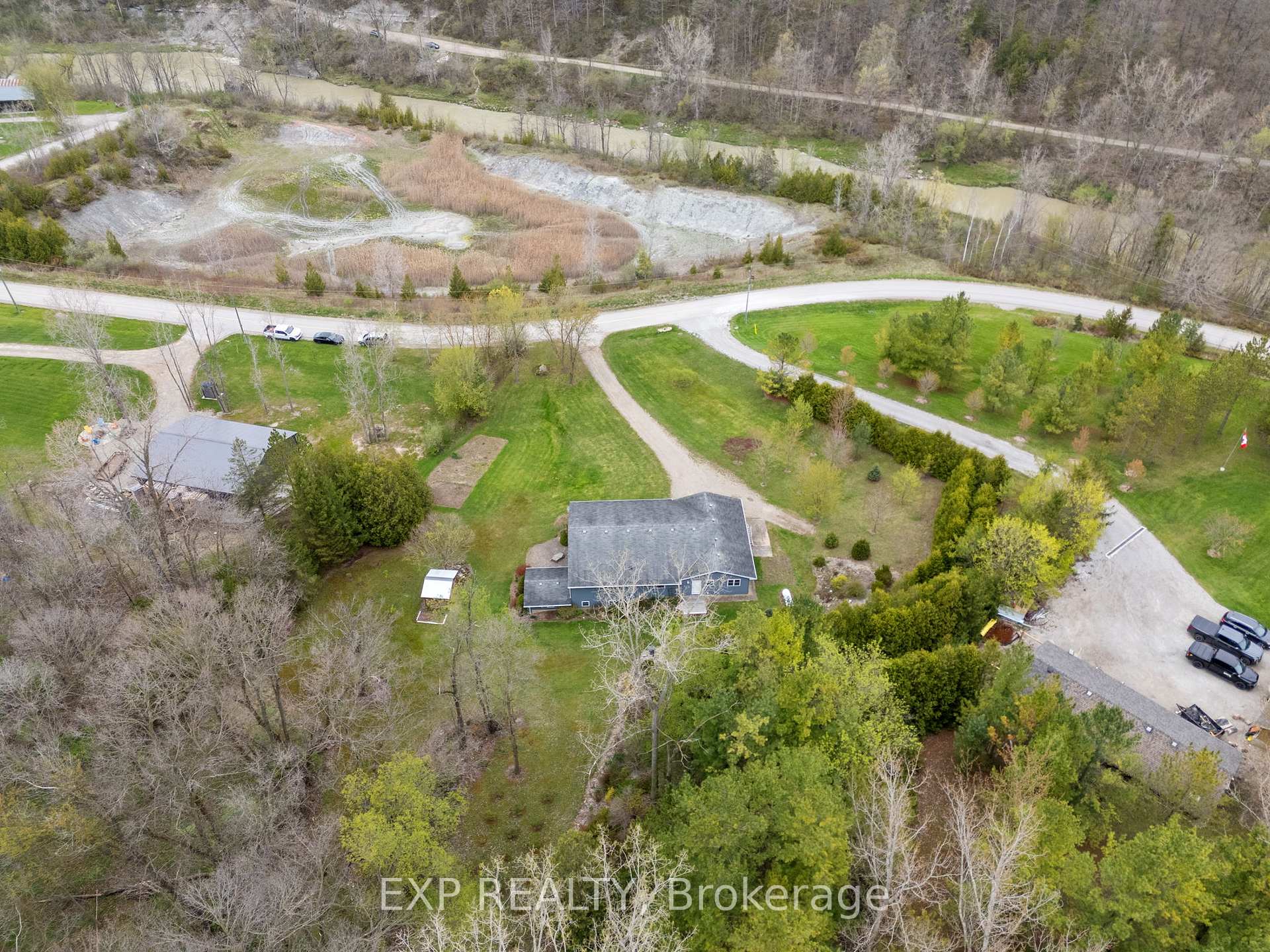 Photo 37 of 30680 Hungry Hollow Road, North Middlesex, Rural North Middlesex — HOMEH