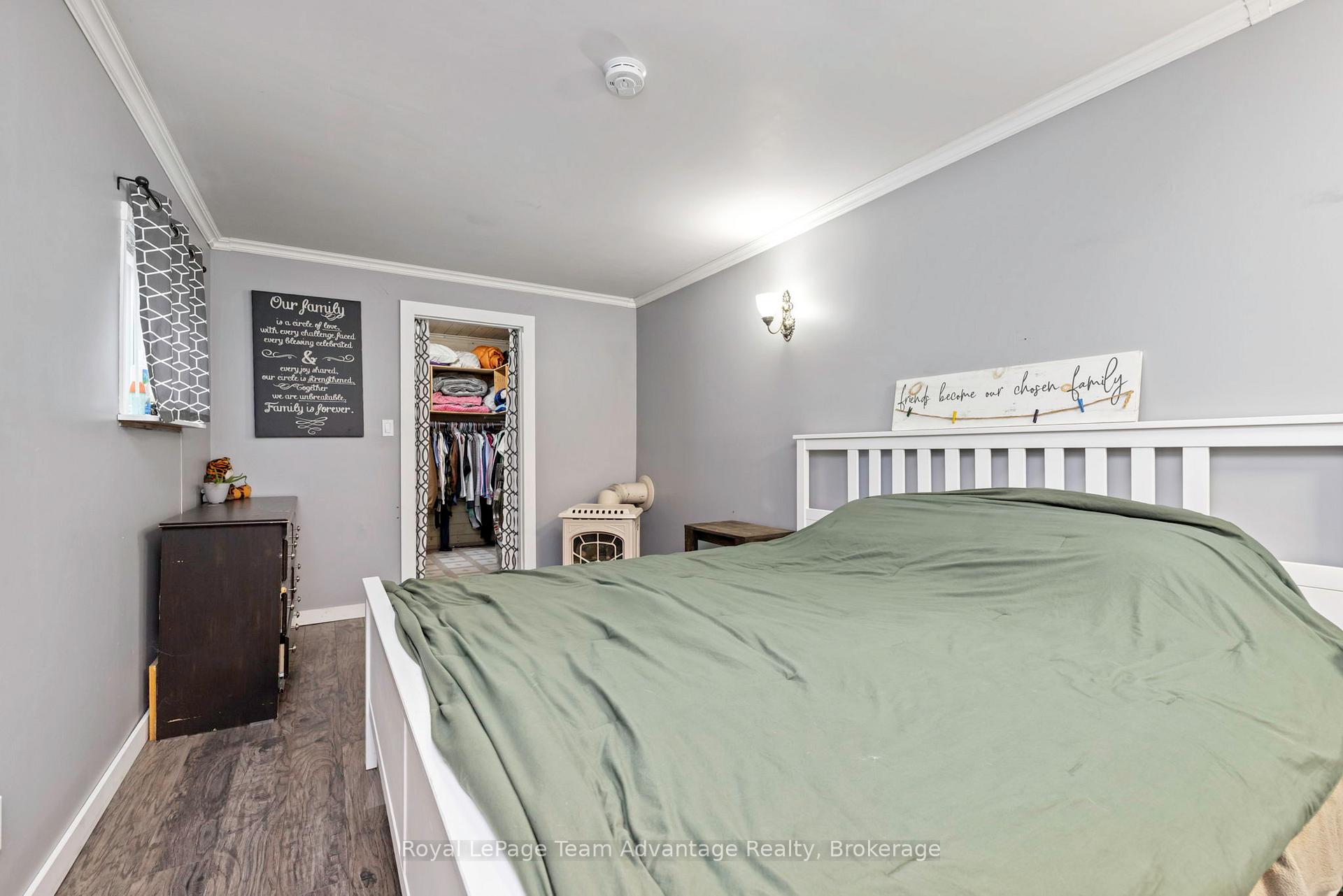 Photo 12 of 122 Gibson Street, Parry Sound — HOMEH