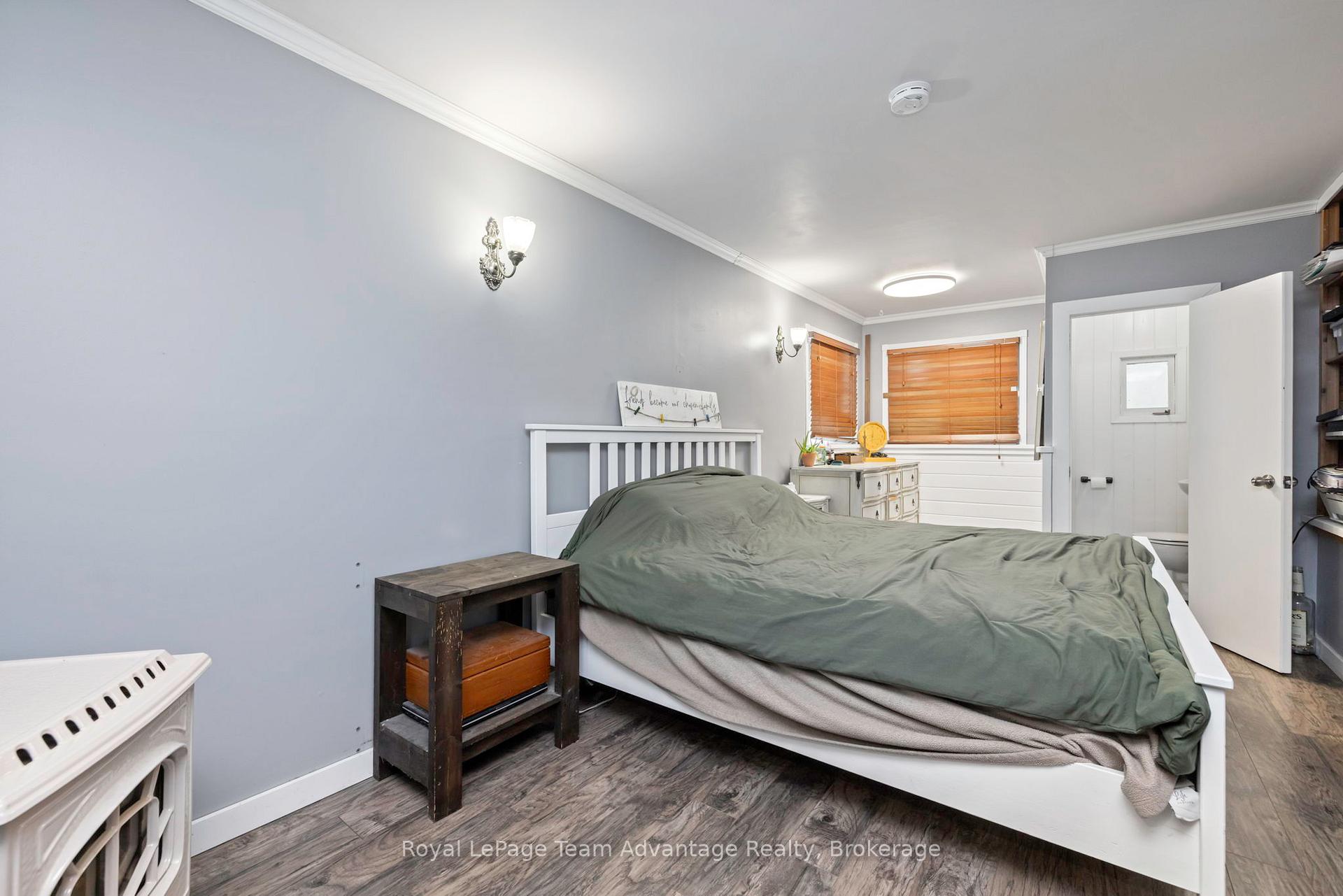 Photo 13 of 122 Gibson Street, Parry Sound — HOMEH