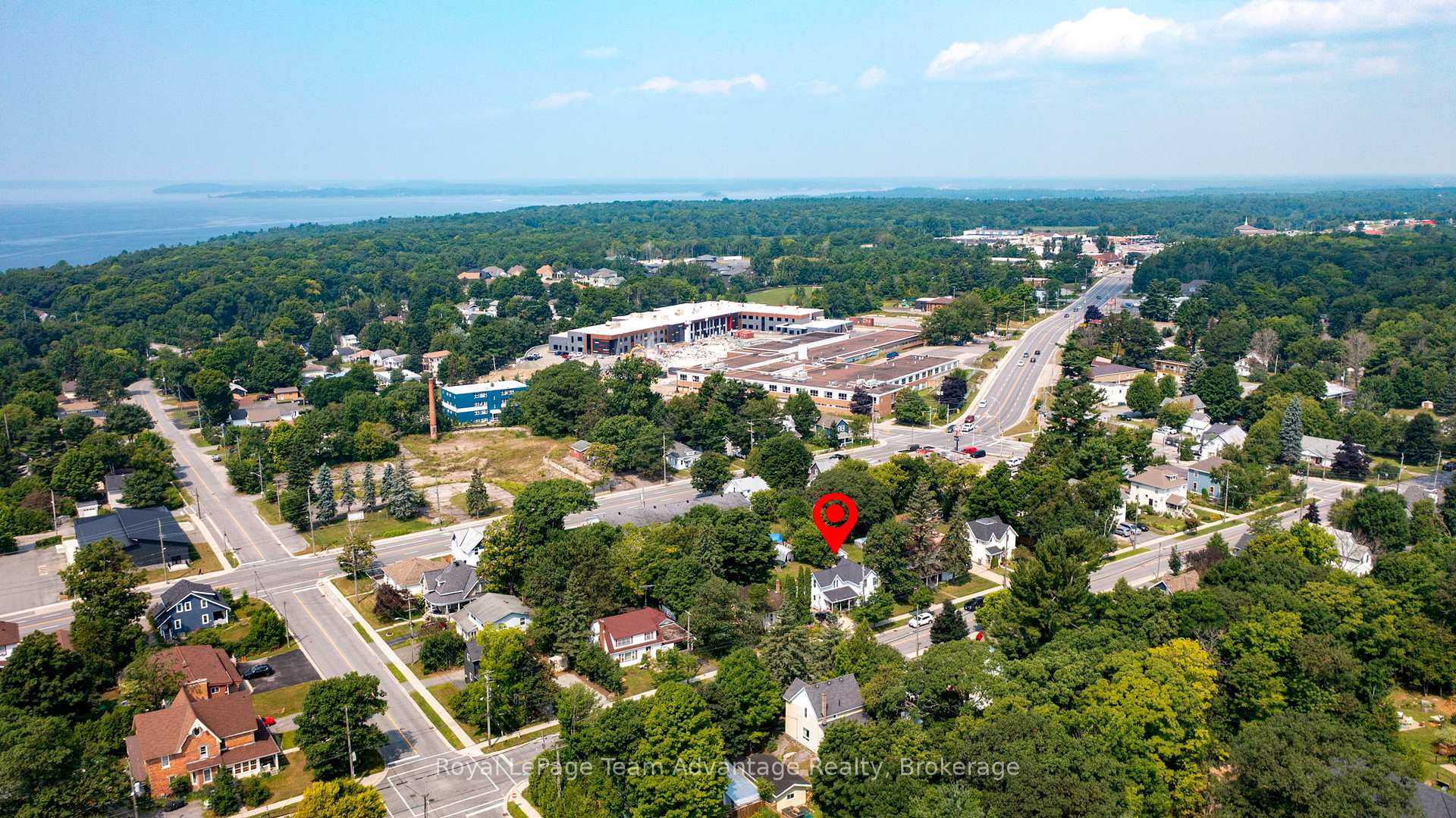 Photo 27 of 122 Gibson Street, Parry Sound — HOMEH