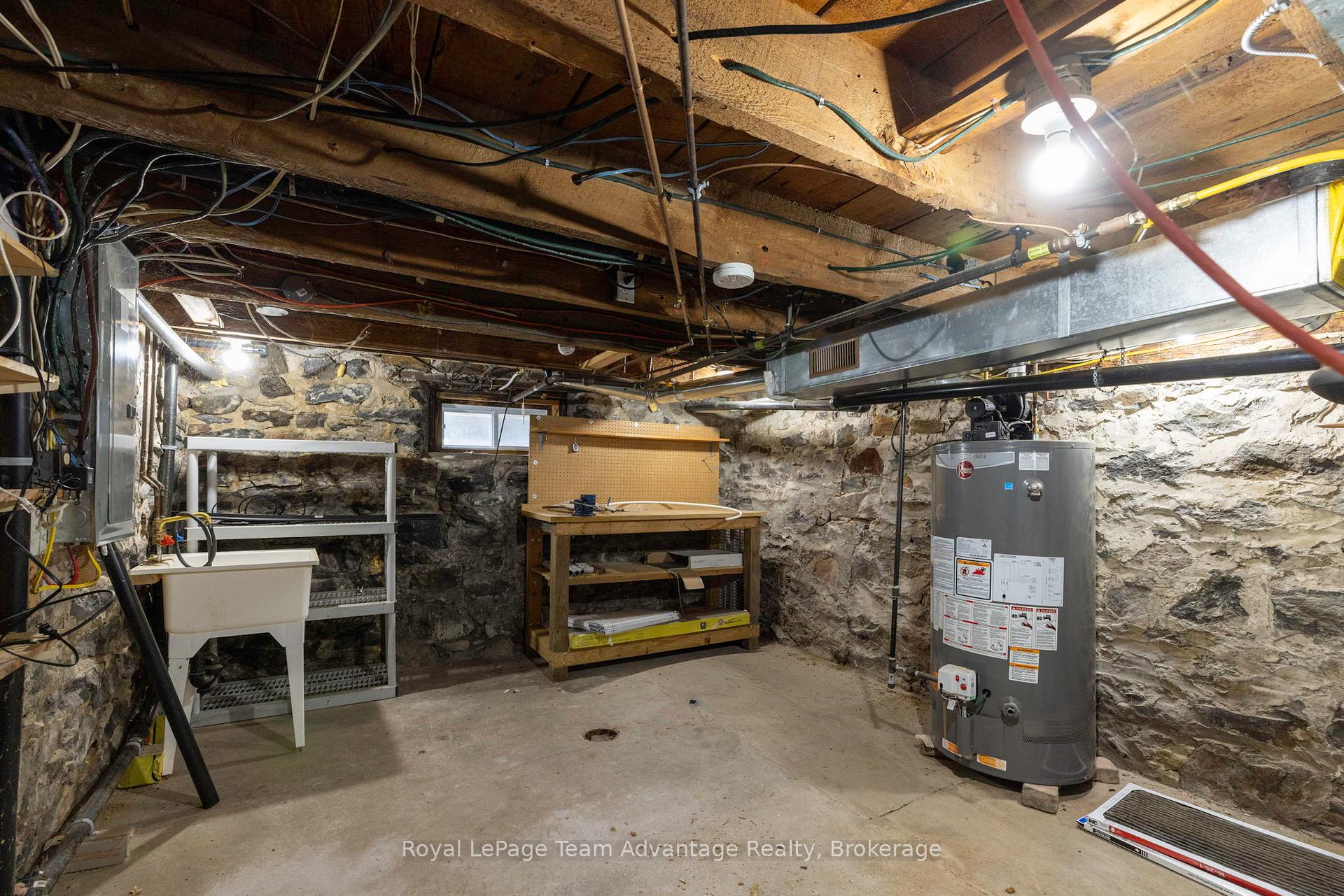 Photo 28 of 122 Gibson Street, Parry Sound — HOMEH