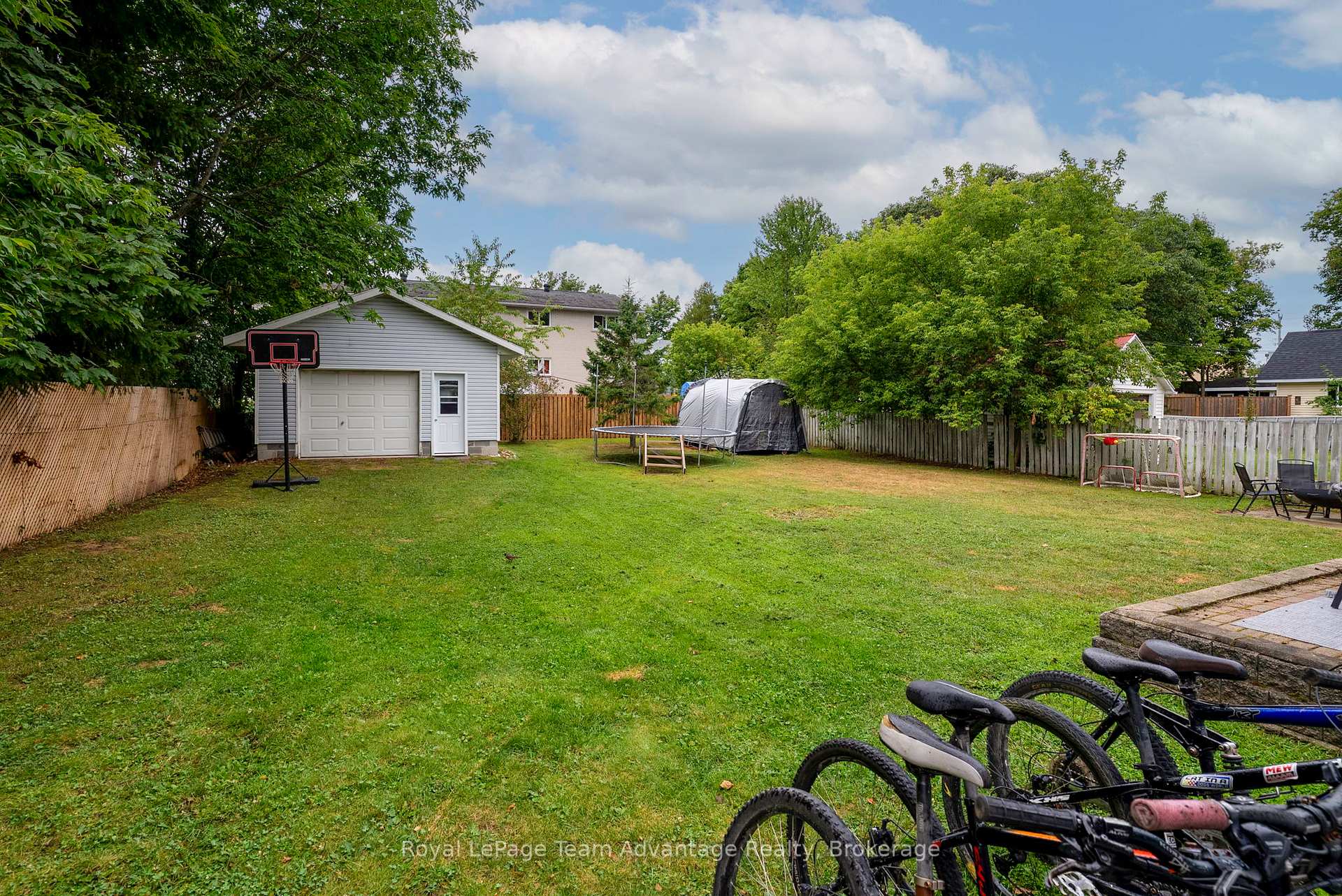 Photo 30 of 122 Gibson Street, Parry Sound — HOMEH
