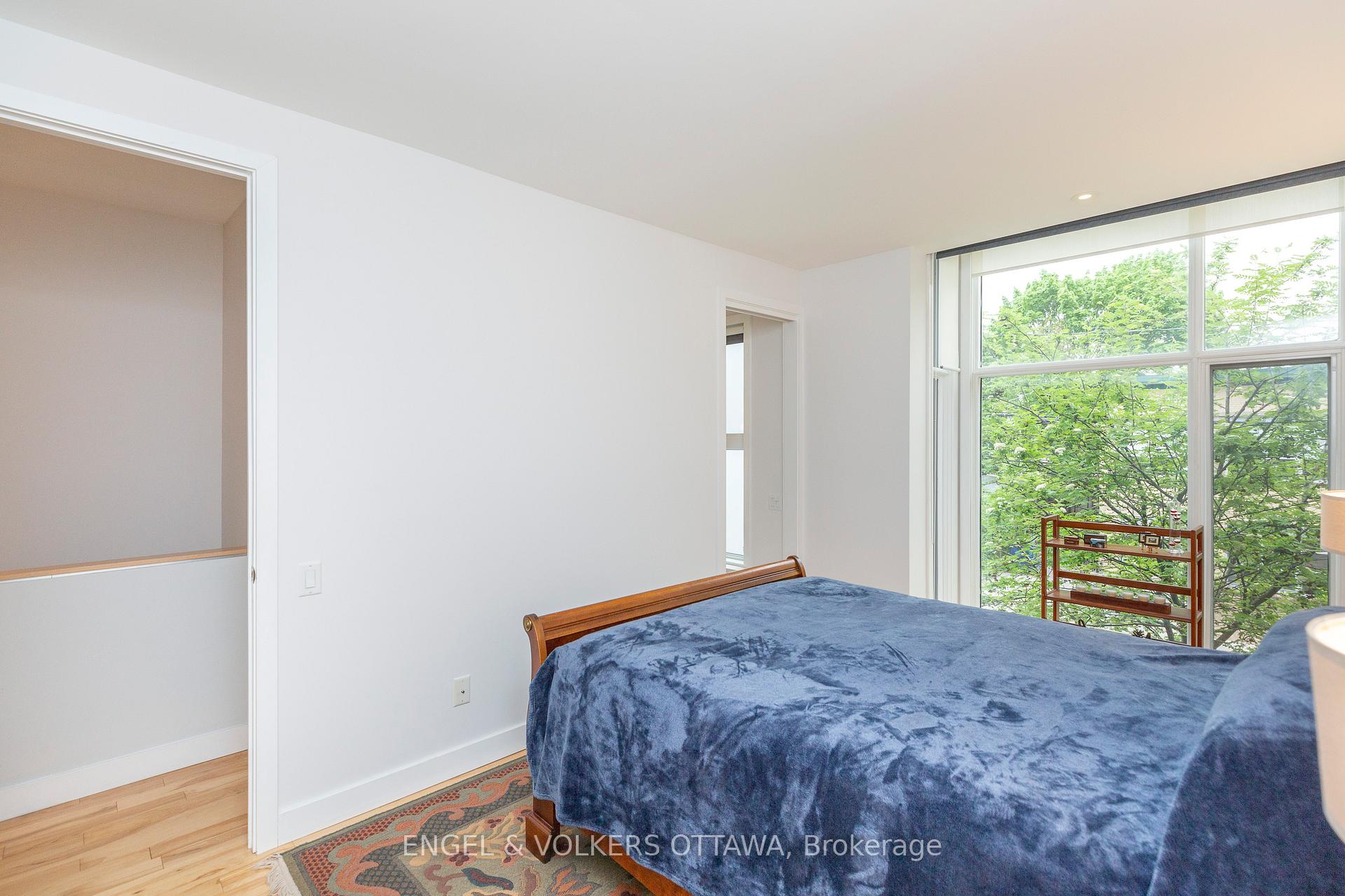 Photo 26 of 53 Vaughan Street, Ottawa, Lindenlea — HOMEH