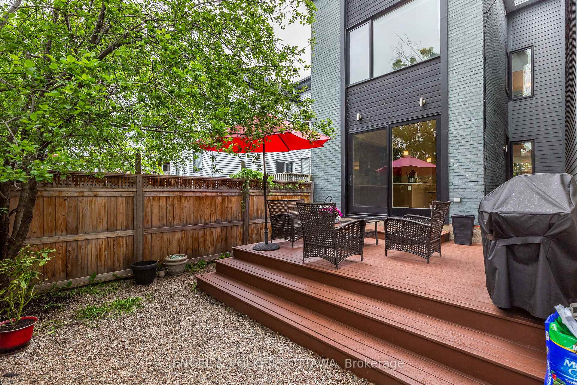 Photo 32 of 53 Vaughan Street, Ottawa, Lindenlea — HOMEH
