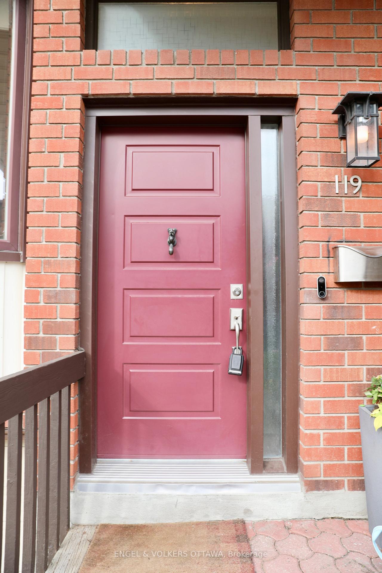 Photo 2 of 119 Percy Street, Ottawa, Ottawa Centre — HOMEH