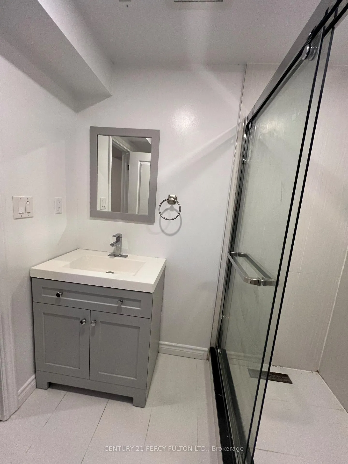 Photo 12 of Unit basement, 22 Chester Street, Oakville, River Oaks — HOMEH