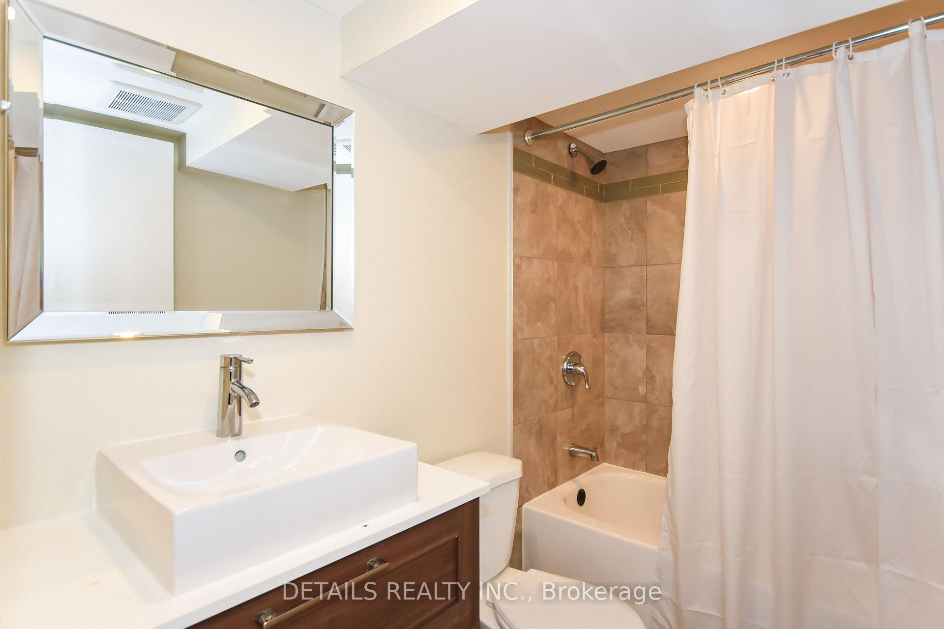 Photo 36 of 2176 Lambeth Walk, Ottawa, Parkway Park — HOMEH