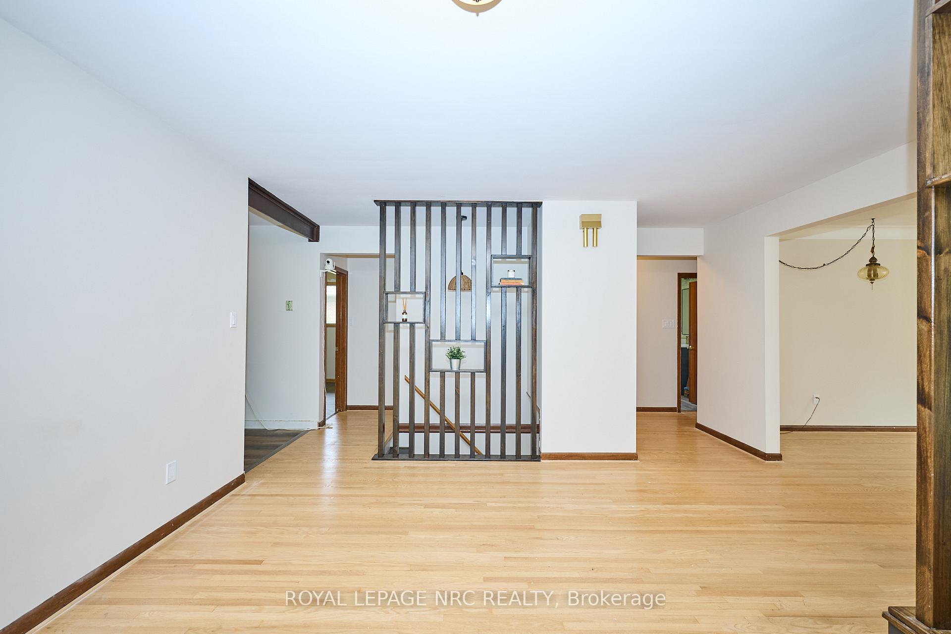 Photo 6 of 17 Alan Crescent, Pelham, Fonthill — HOMEH