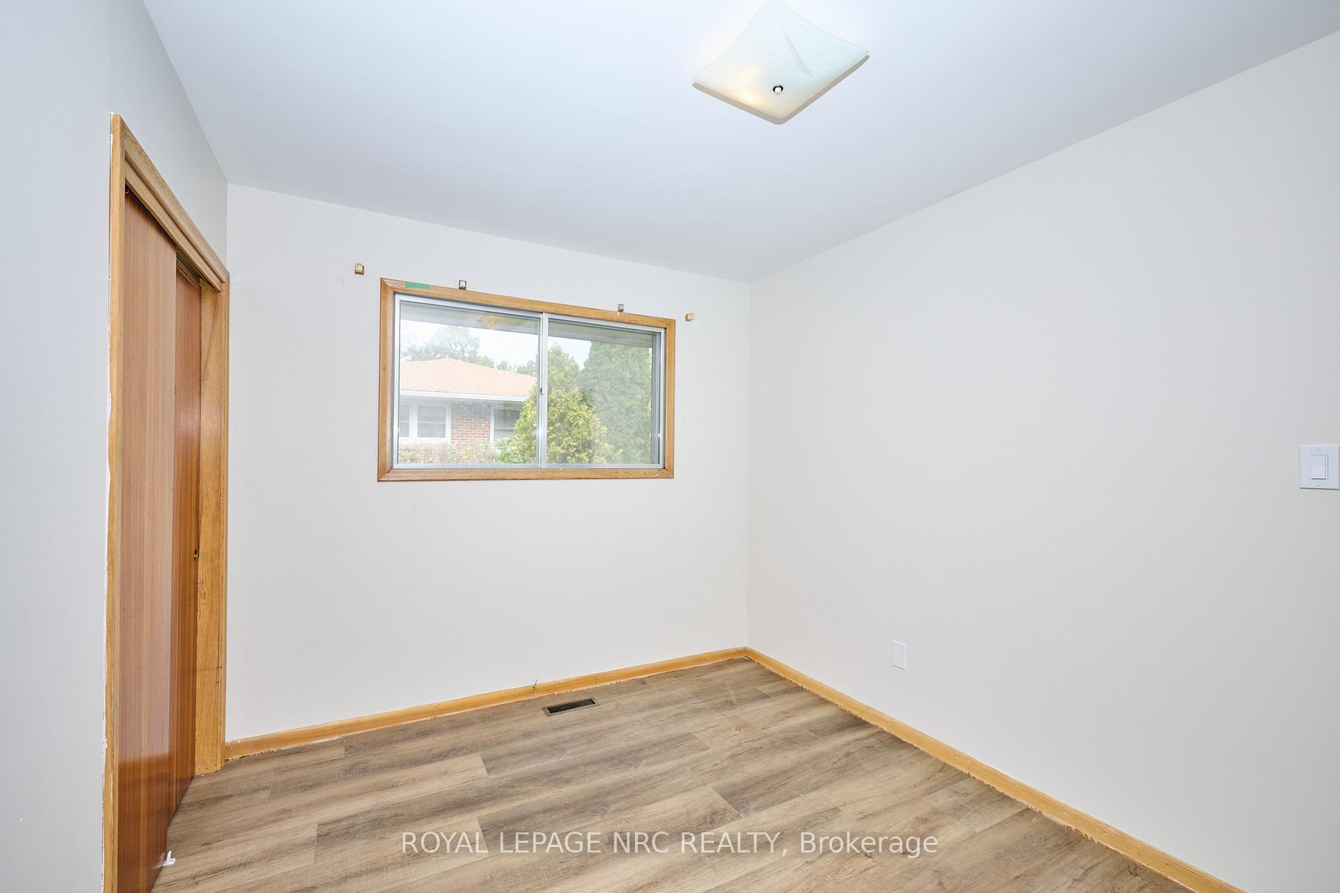Photo 17 of 17 Alan Crescent, Pelham, Fonthill — HOMEH