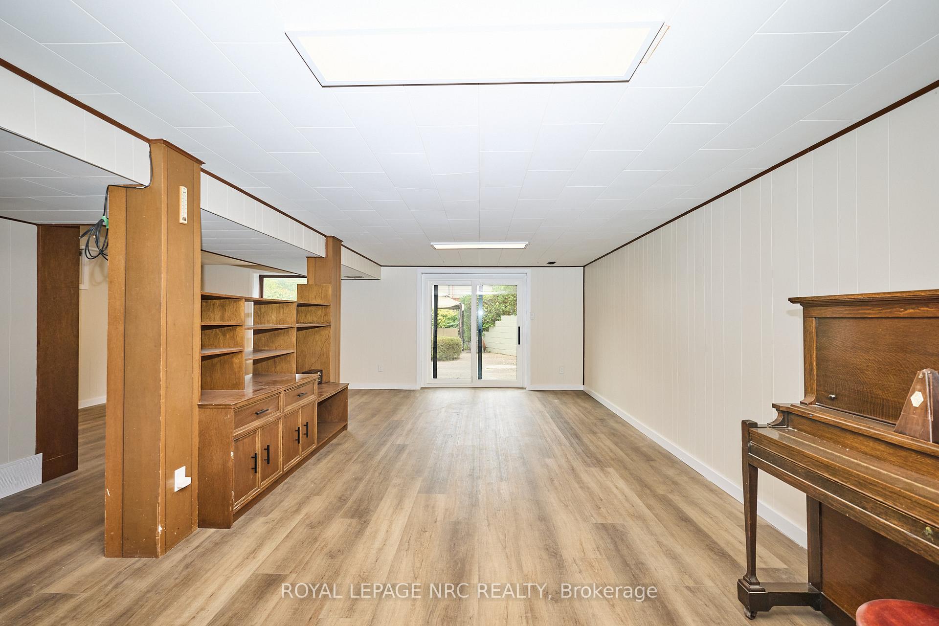 Photo 22 of 17 Alan Crescent, Pelham, Fonthill — HOMEH