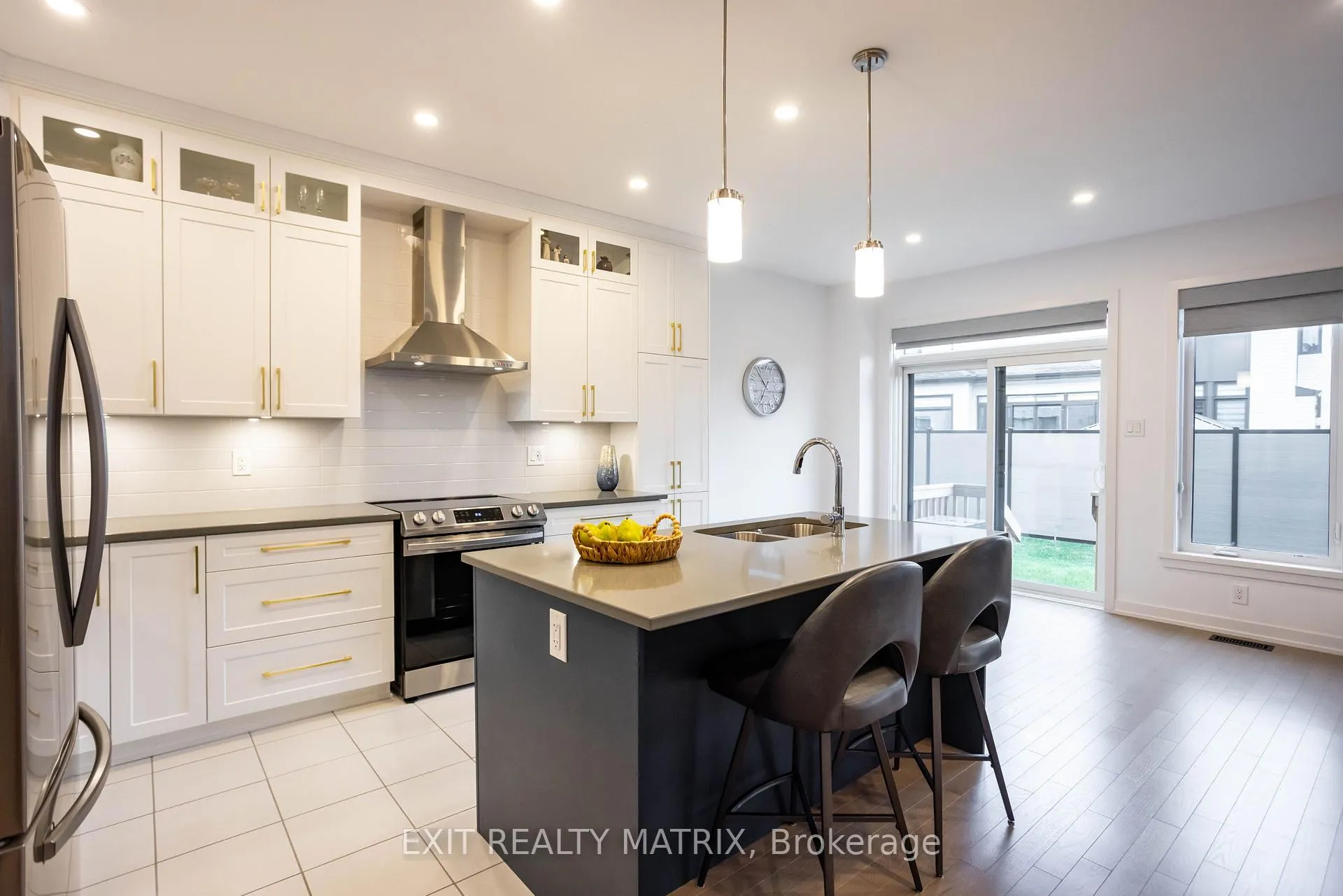 Photo 4 of 6487 Renaud Road, Ottawa, Mer Bleue/Bradley Estates/Anderson Park — HOMEH