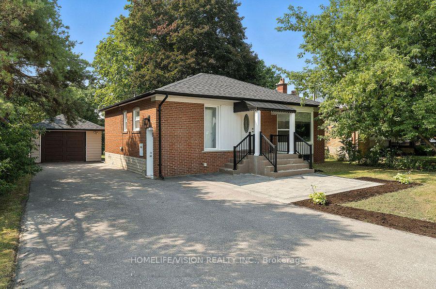 Front of Unit Basement, 162 Queen Street