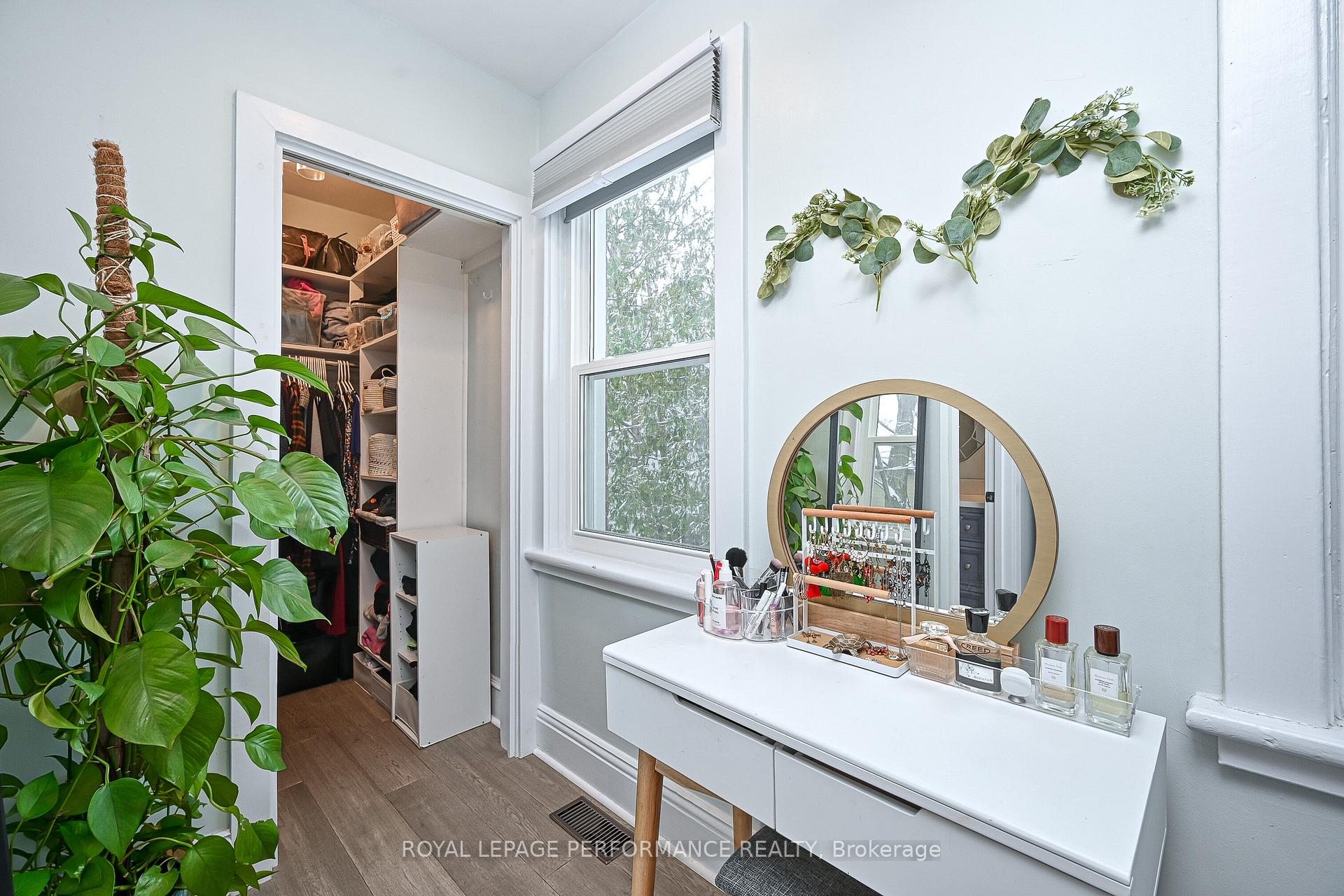 Photo 25 of 86 Maple Lane, Ottawa, Lindenlea — HOMEH
