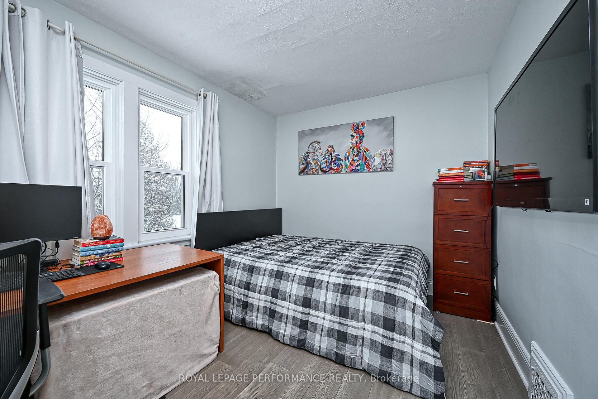 Photo 29 of 86 Maple Lane, Ottawa, Lindenlea — HOMEH