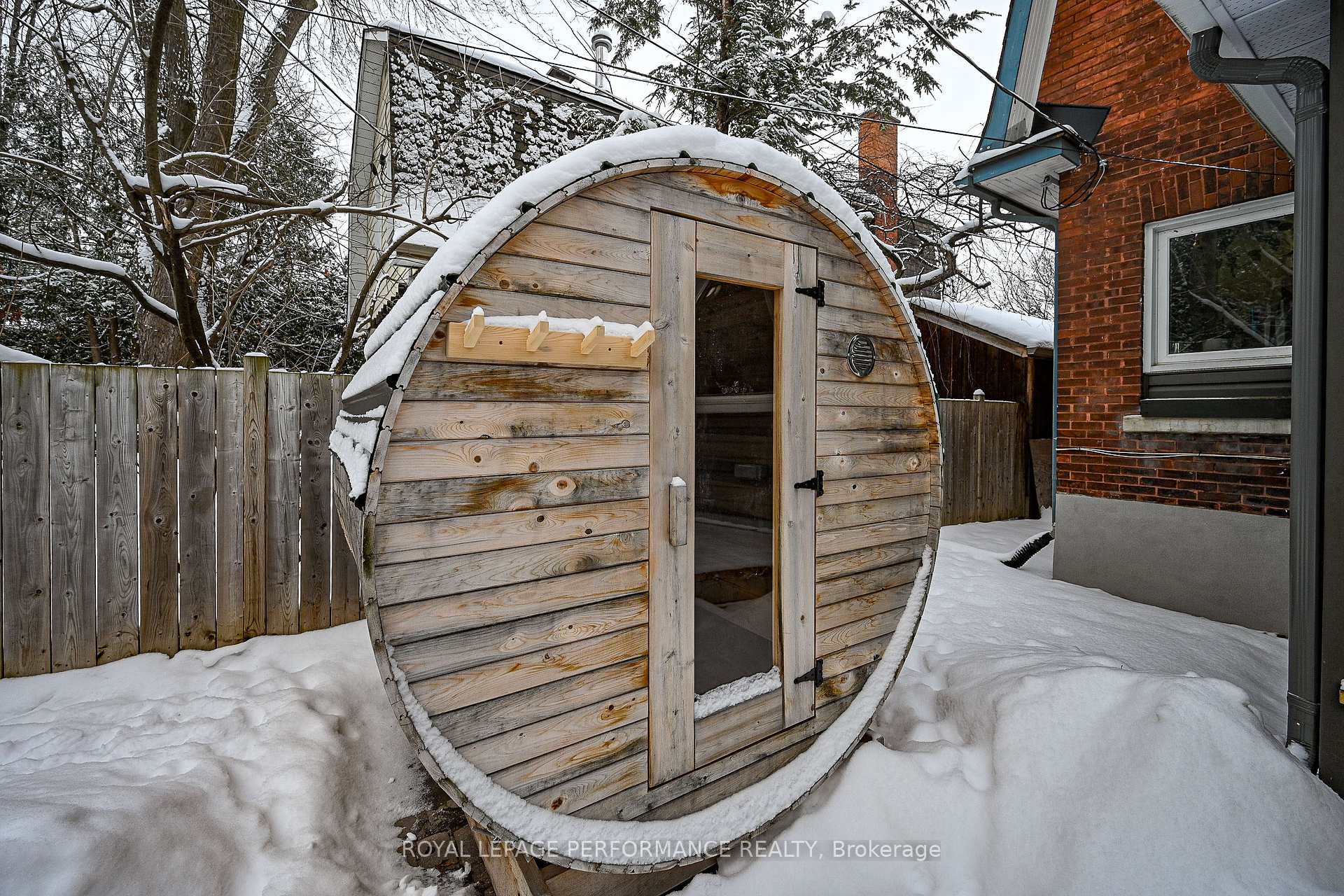 Photo 38 of 86 Maple Lane, Ottawa, Lindenlea — HOMEH