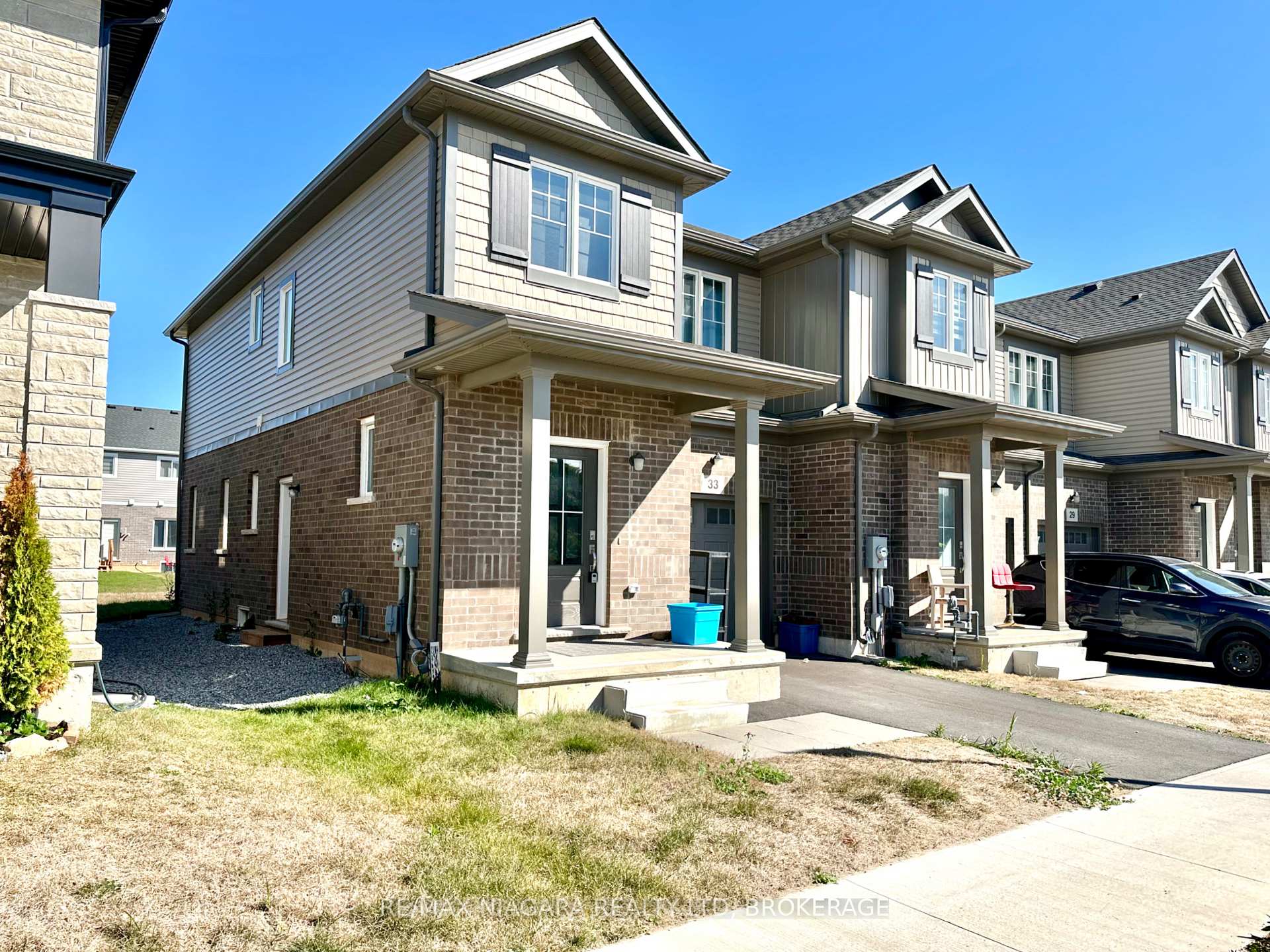 Photo 1 of 33 Saffron Way, Pelham, Fonthill — HOMEH