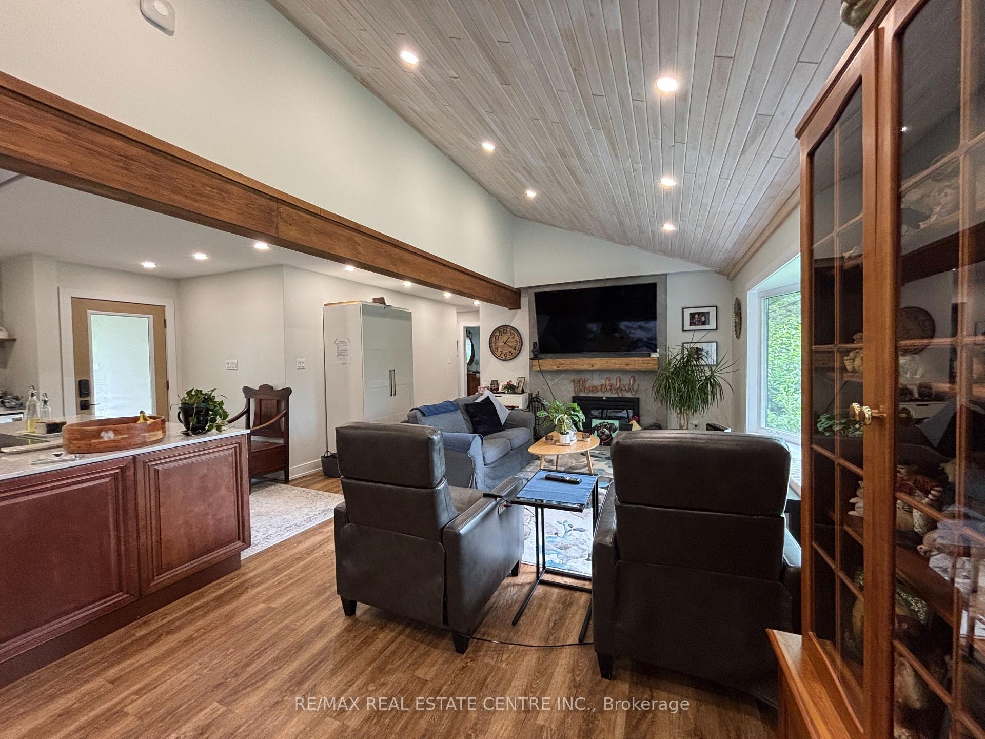 Photo 9 of 6233 14th Line, New Tecumseth, Rural New Tecumseth — HOMEH