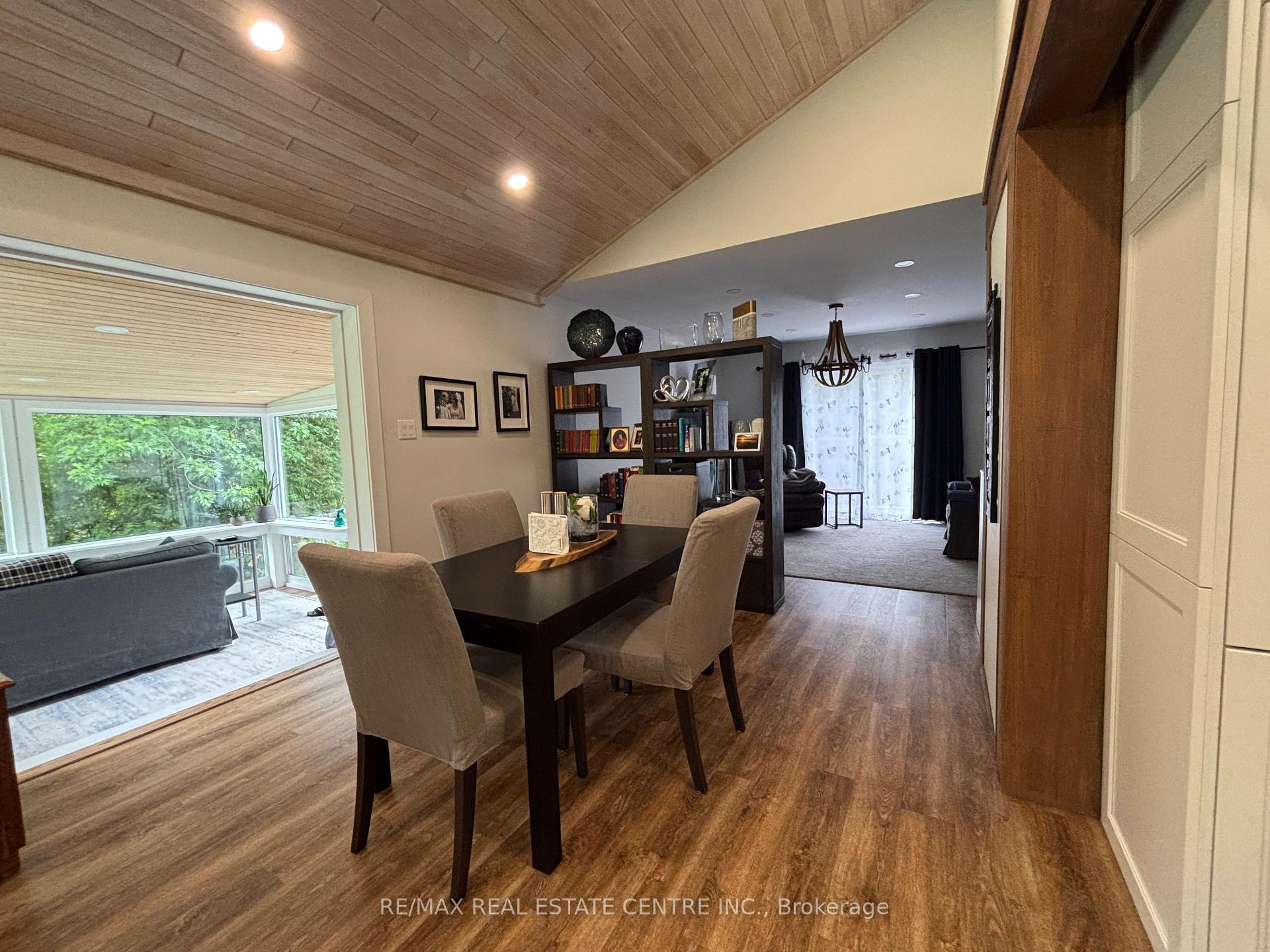 Photo 10 of 6233 14th Line, New Tecumseth, Rural New Tecumseth — HOMEH
