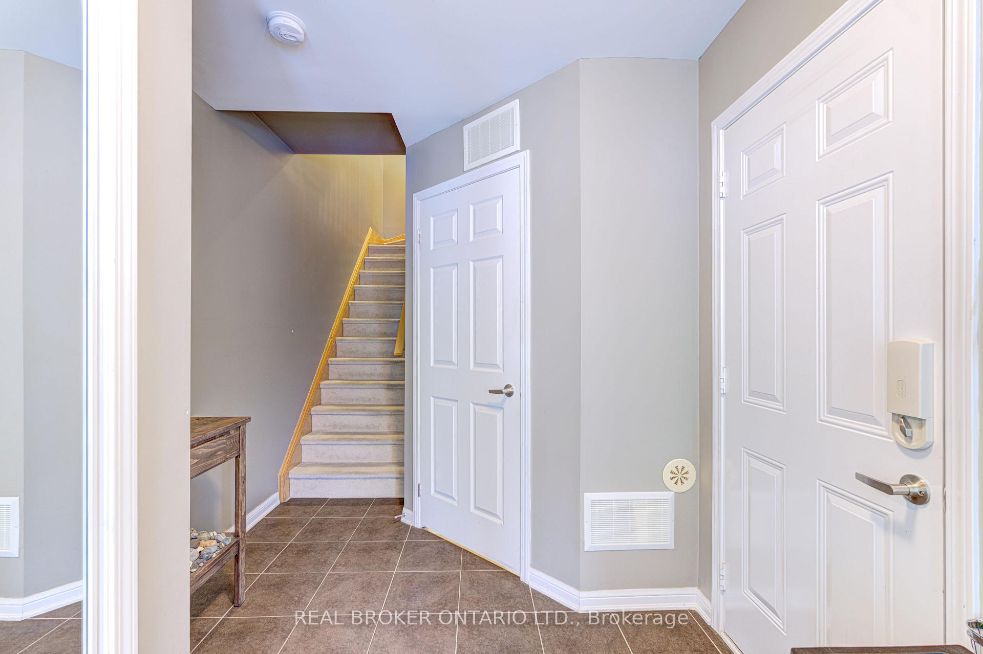 Photo 4 of 253 Wetenhall Landing, Milton, Harrison — HOMEH