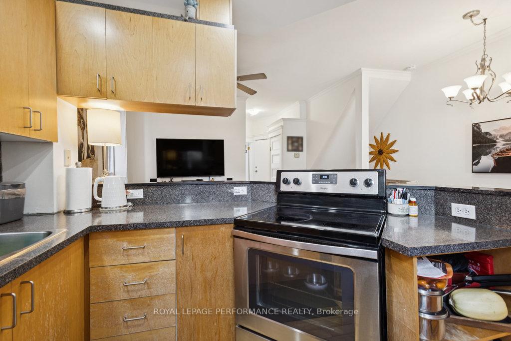 Photo 9 of Unit 1, 280 Arlington Avenue, Ottawa, Ottawa Centre — HOMEH