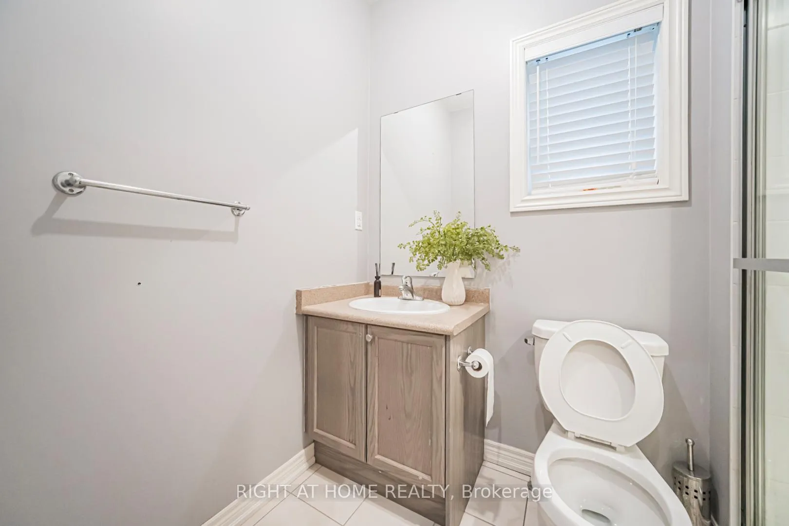 Photo 24 of 3152 Larry Crescent, Oakville, Glenorchy — HOMEH