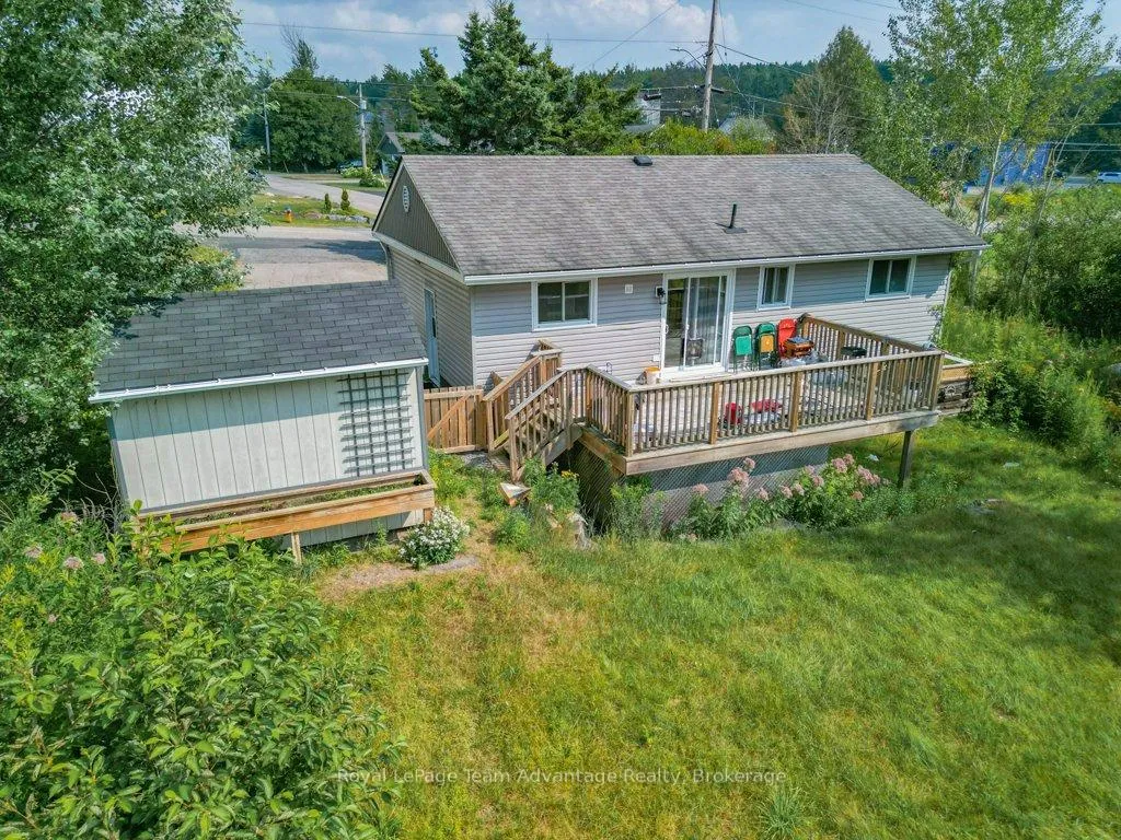 Photo 20 of 8 Edward Street, Parry Sound — HOMEH